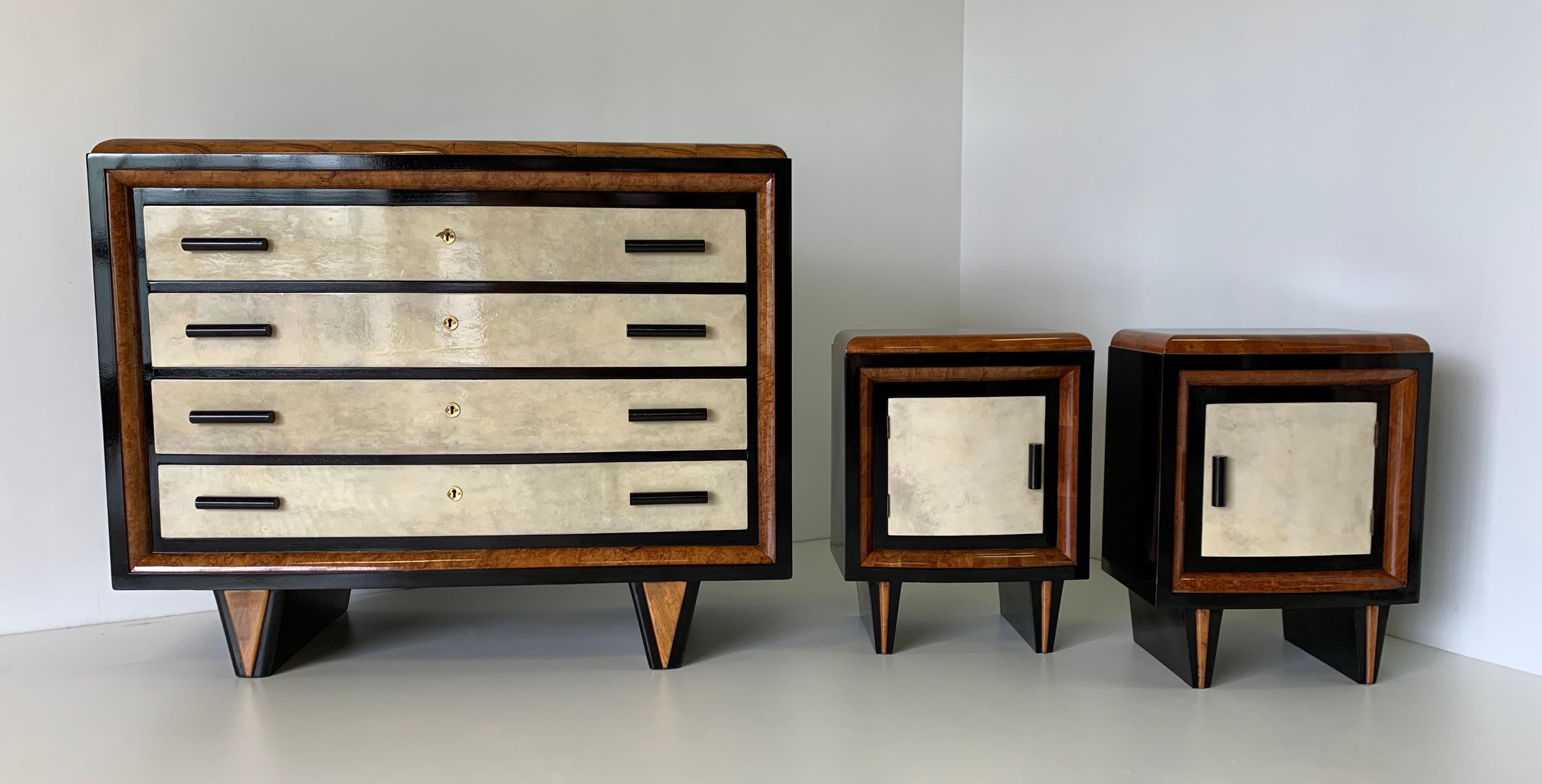 Italian Art Deco Parchment, Walnut and Black Chest of Drawers, 1930s 7