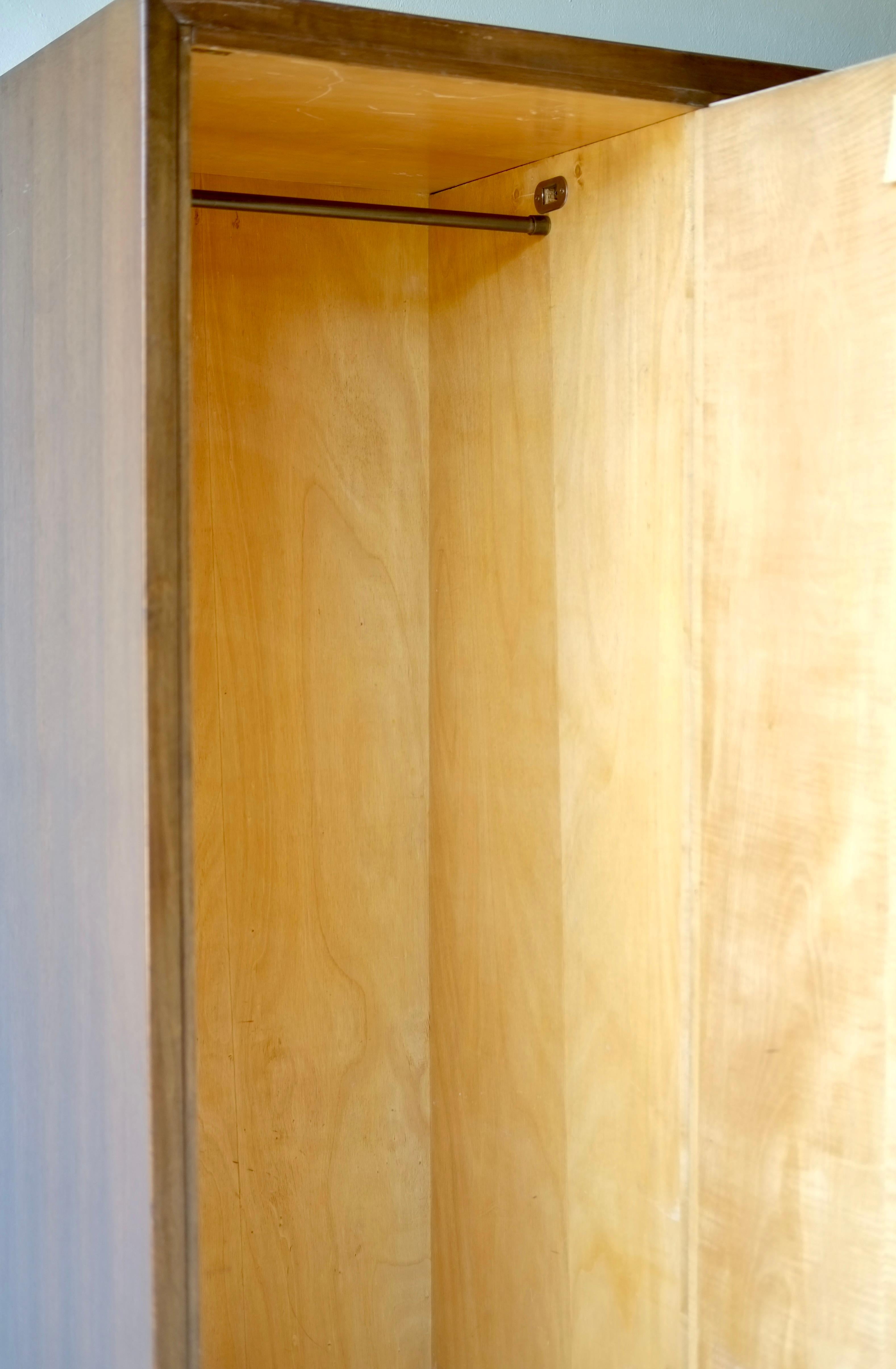 Italienischer Art Deco Pergament Kleiderschrank im Angebot 11