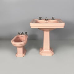 Italian Art Deco pink ceramic bathroom fixtures, bidet sink, by Standard, 1920s