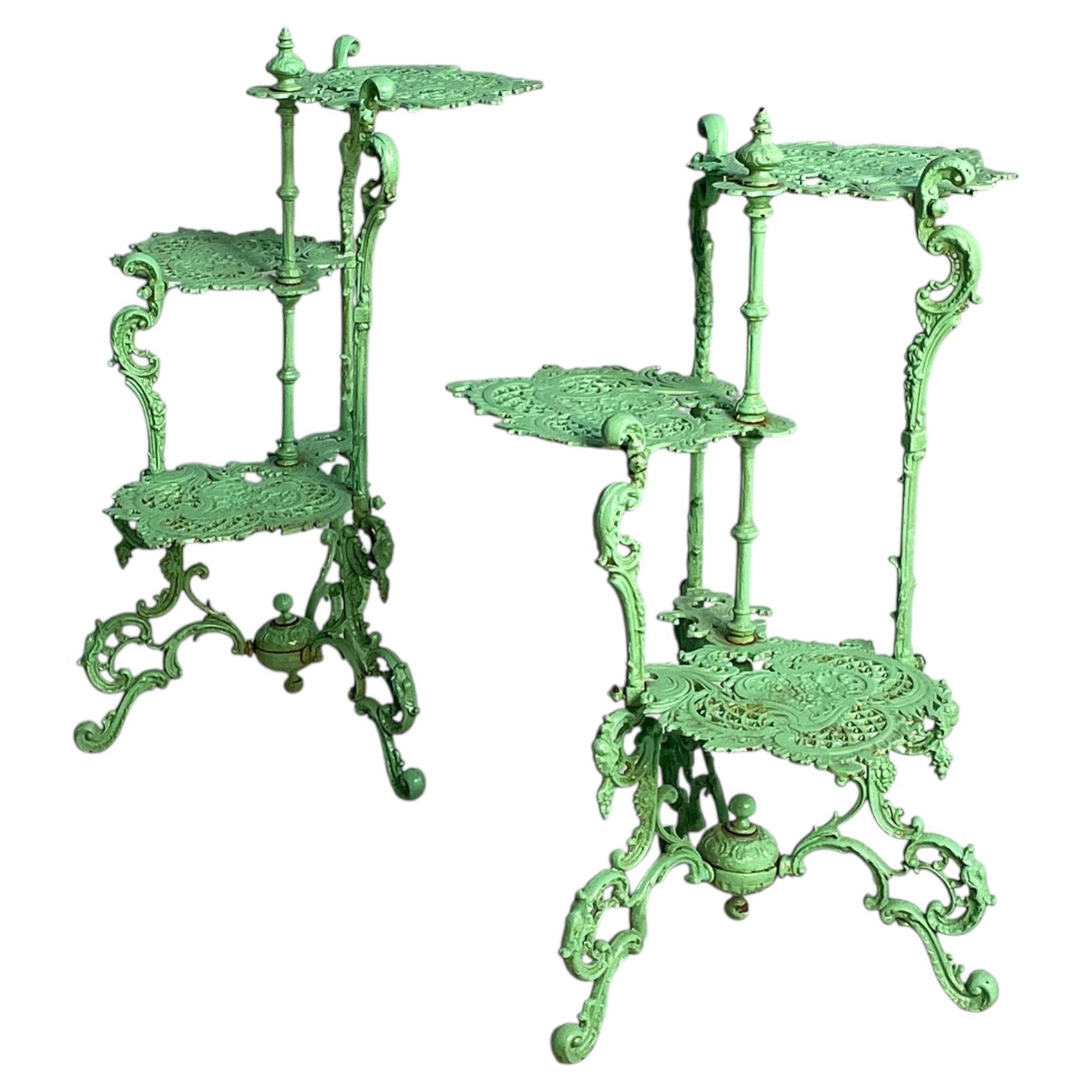 Tables porte-plantes italiennes Artful Green en fonte verte, années 1930