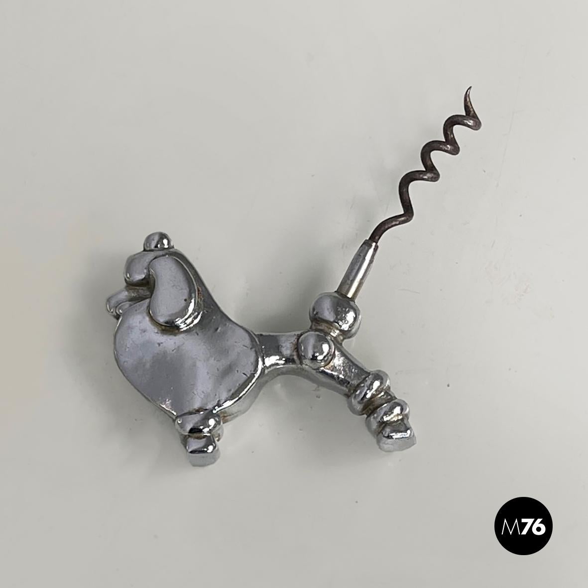 Italian art deco Poodle wine corkscrew in steel, 1920s
Wine corkscrew in the shape of a poodle dog standing on all four dog paws, made in steel. The tail corresponds to the 