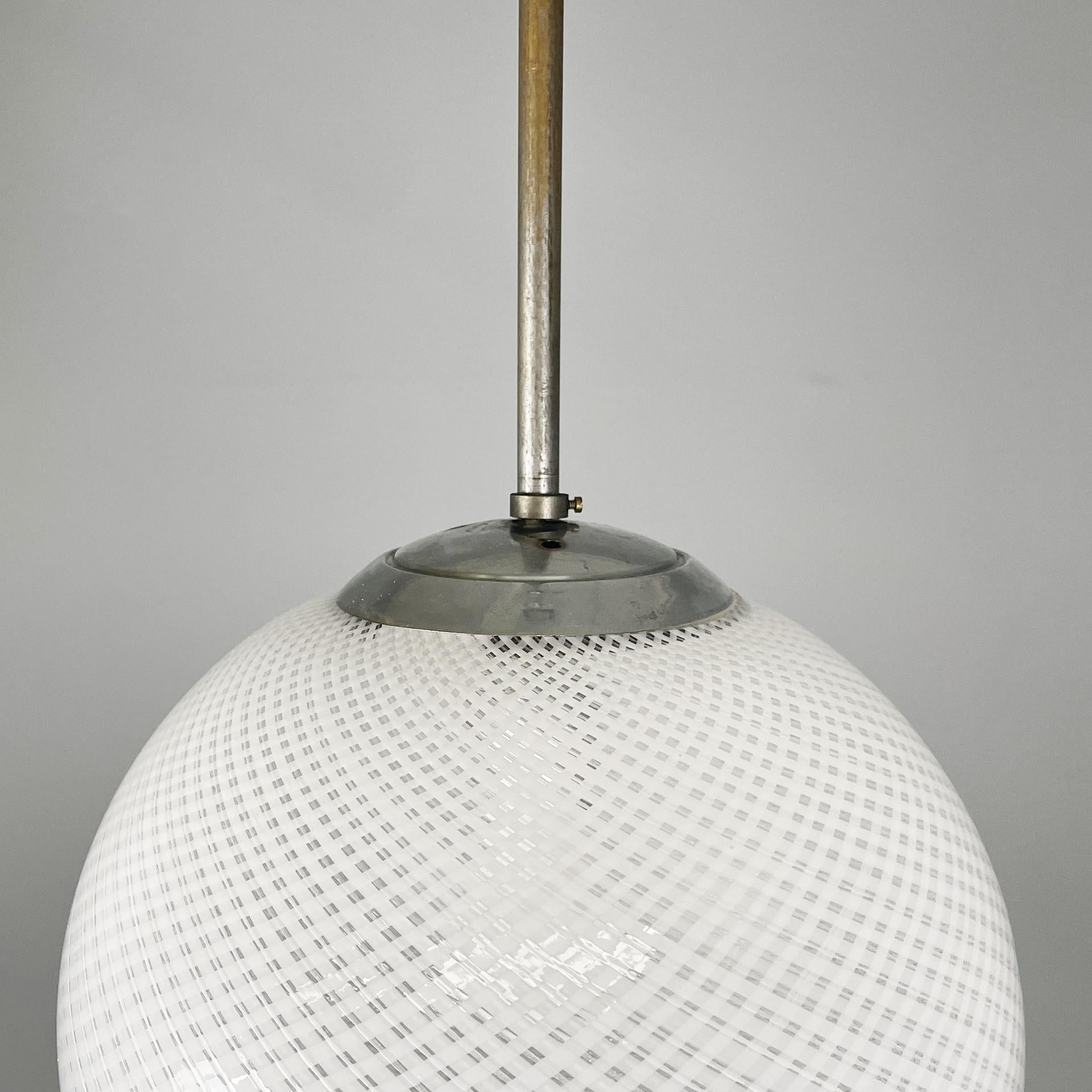 Italian Art Deco reticello Murano glass chandelier by Venini, 1920s For Sale 5