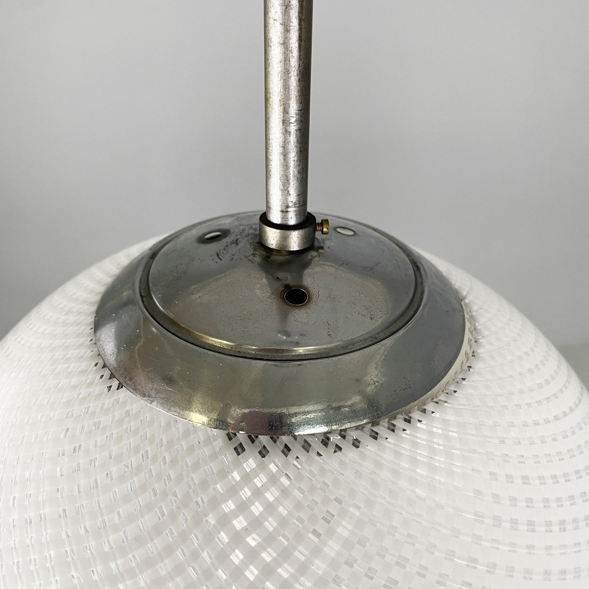 Italian Art Deco reticello Murano glass chandelier by Venini, 1920s For Sale 6