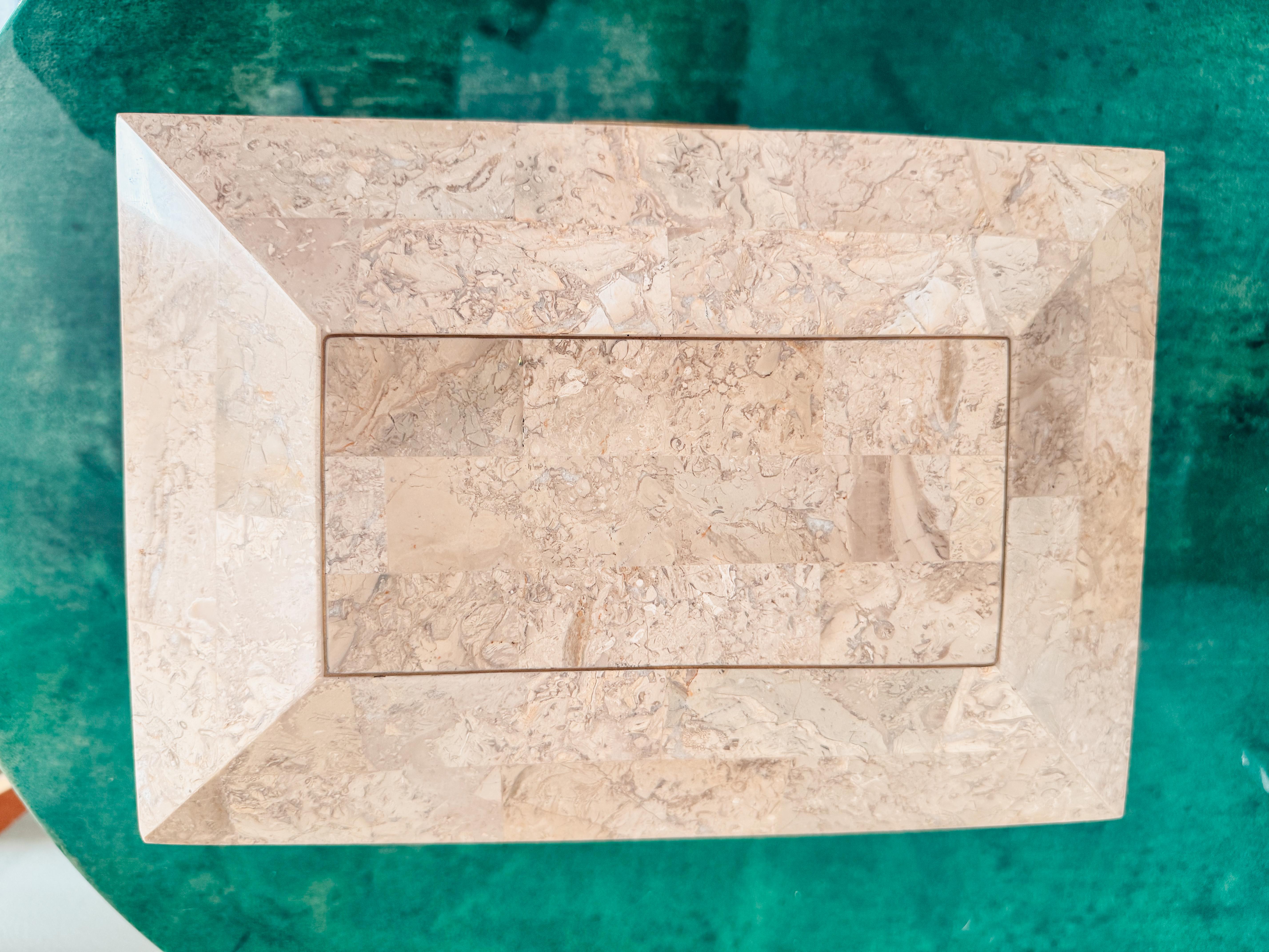 20ième siècle Italian Art Deco Revival Fossil Limestone & Brass Box, Mahogany Interior 1970s en vente