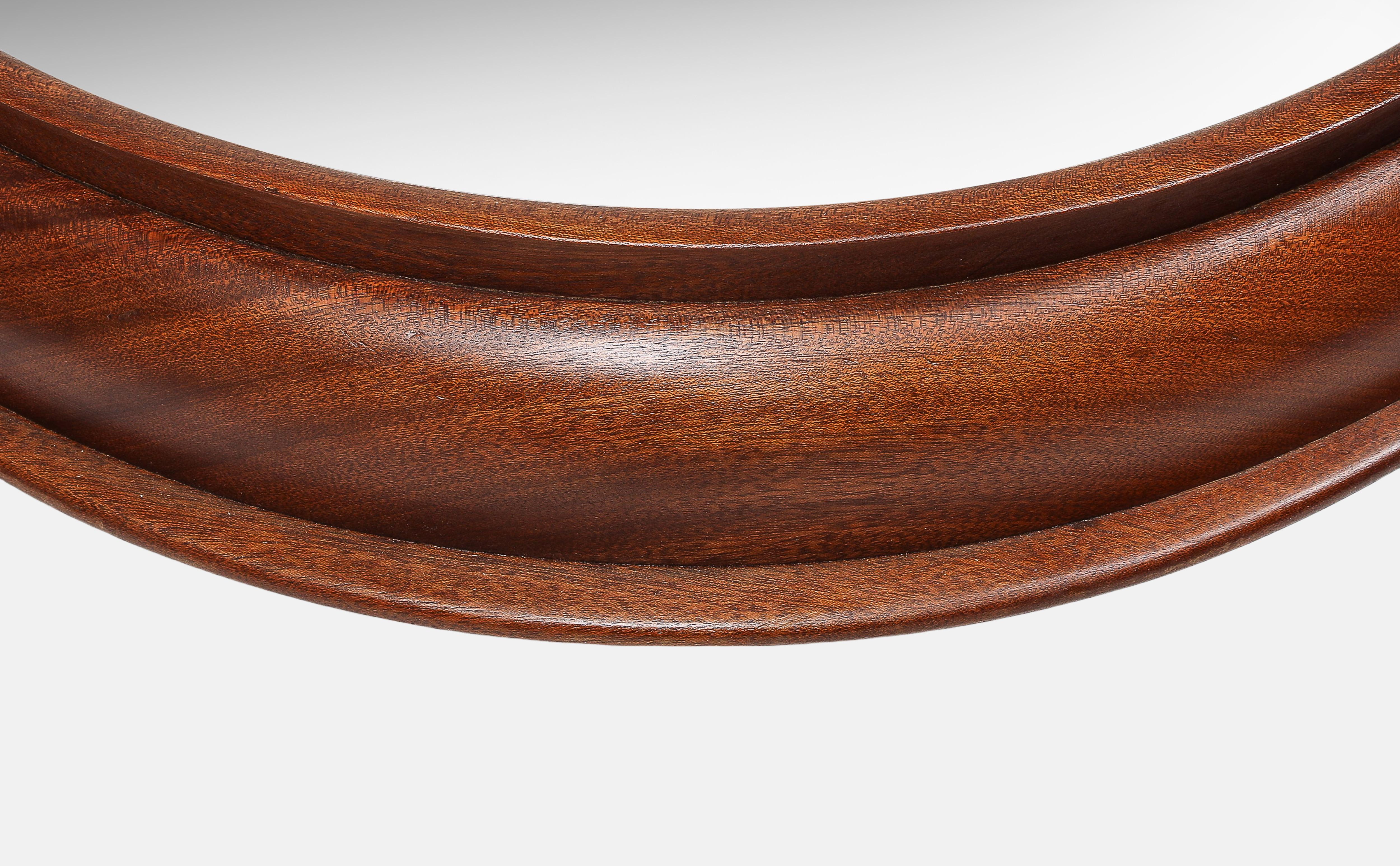 Italian Art Deco Round Tripod Glass Top Coffee Table in Mahogany Teak 1950s For Sale 5
