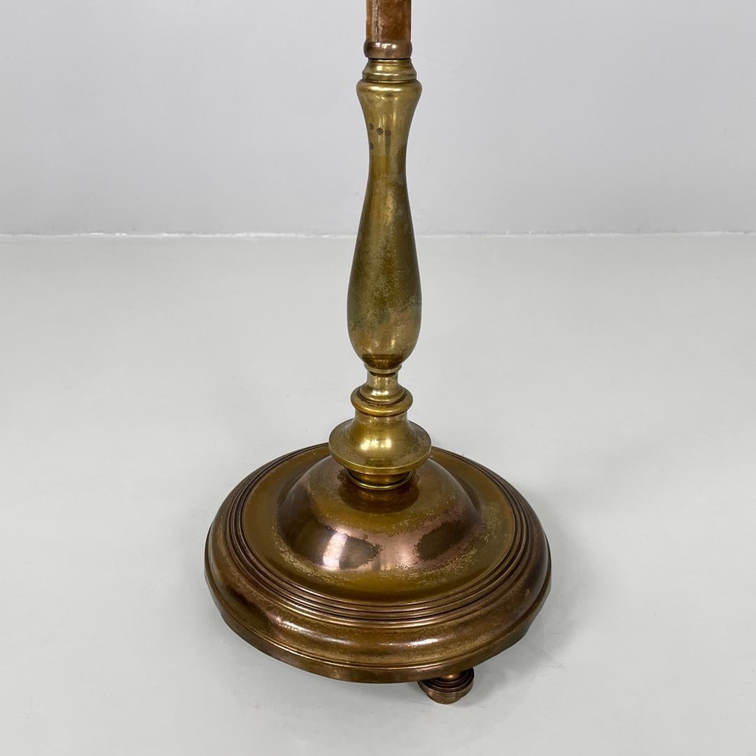 Italian Art Deco round velvet and brass floor lamp, 1940s For Sale 12