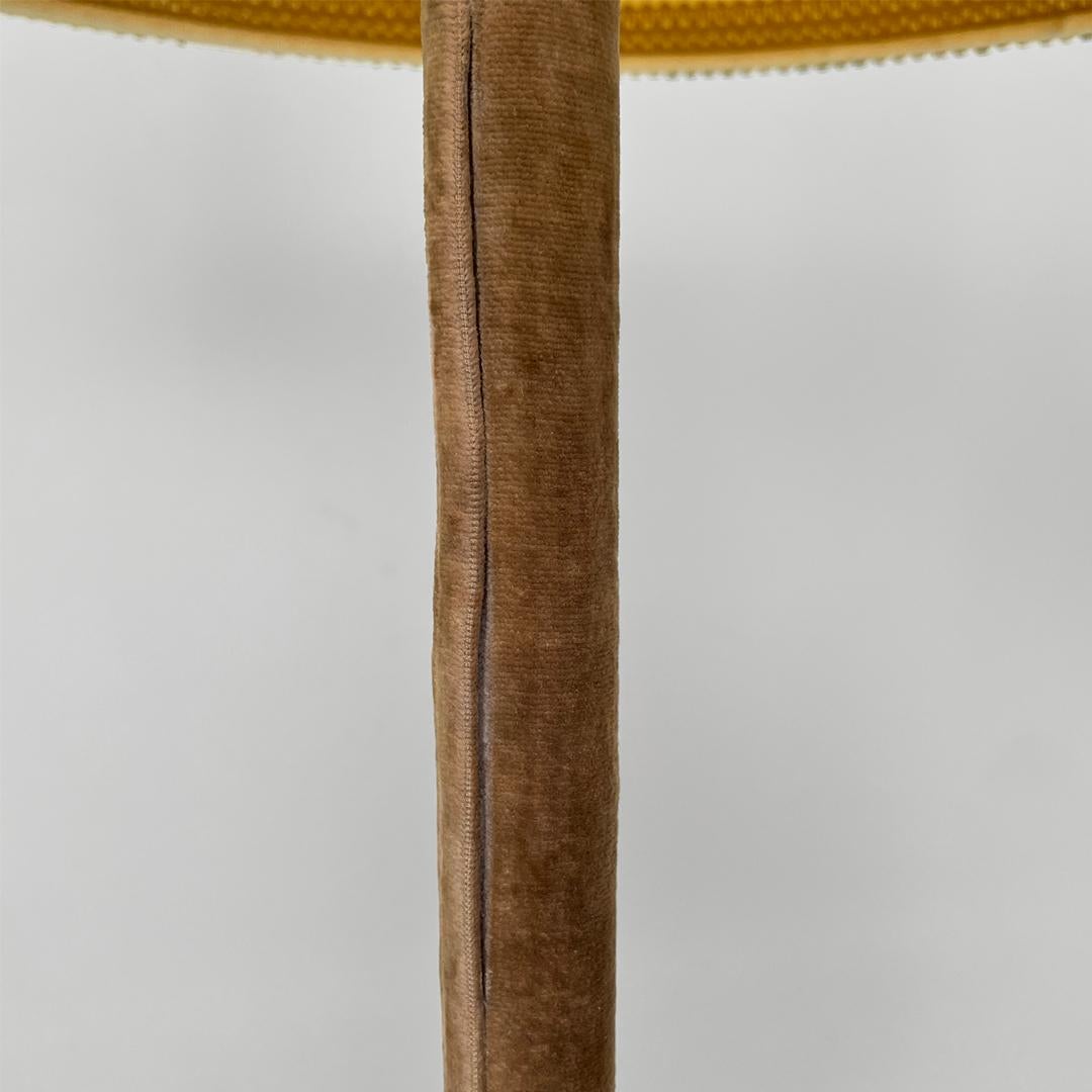 Italian Art Deco round velvet and brass floor lamp, 1940s For Sale 2