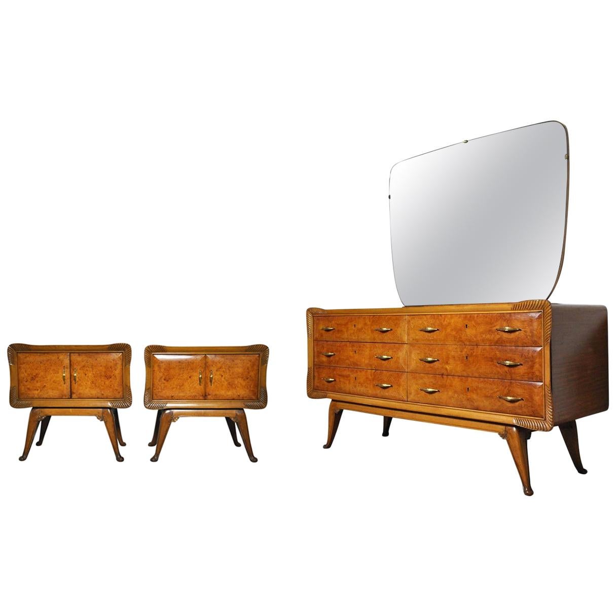 Italian Art Deco Set of Chest of Drawers and Nightstands, 1930s For Sale