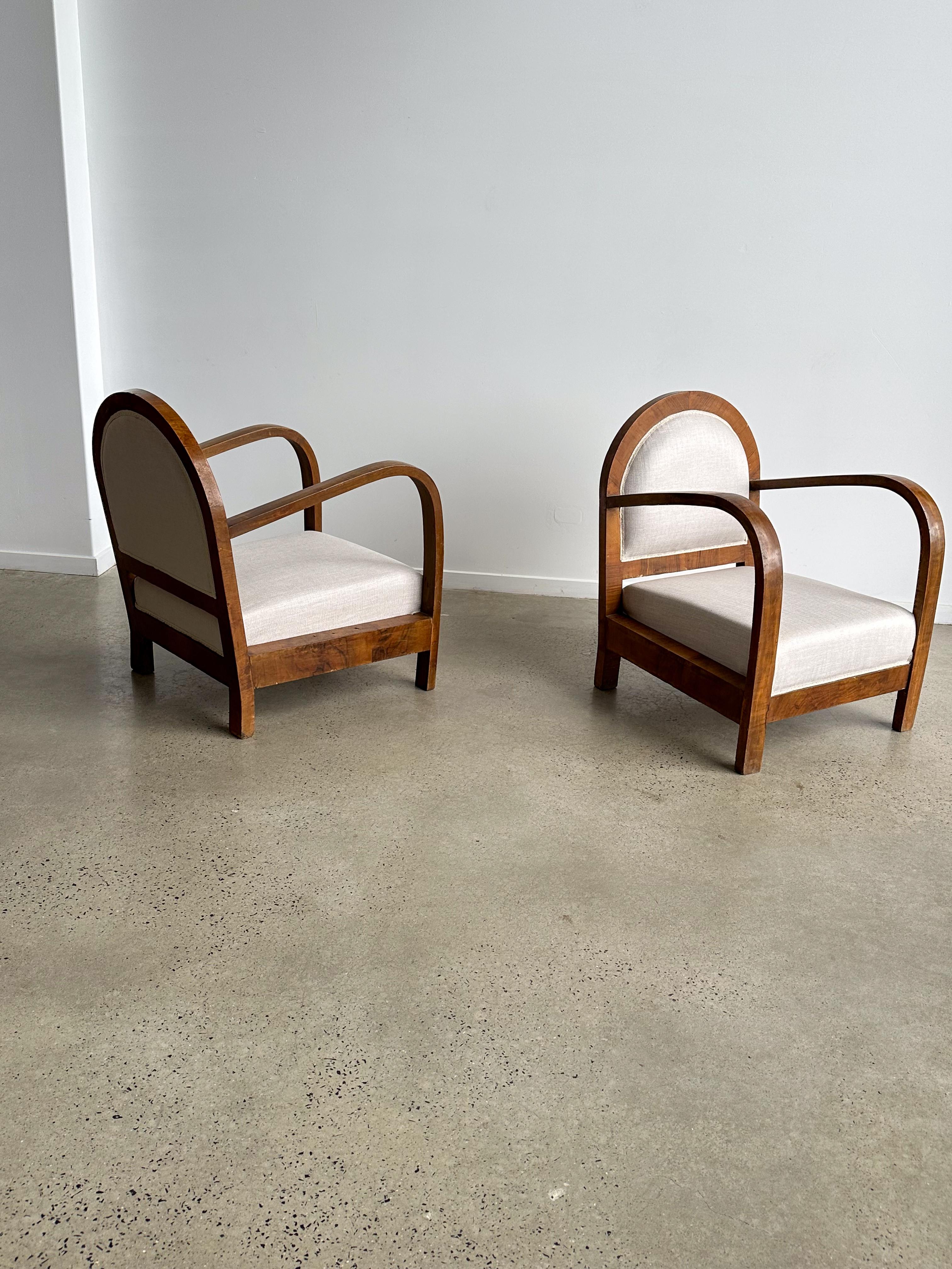 Italienisches Art déco-Sessel-Set aus zwei Stoff- und Mahagoni-Sesseln, Art déco im Angebot 1