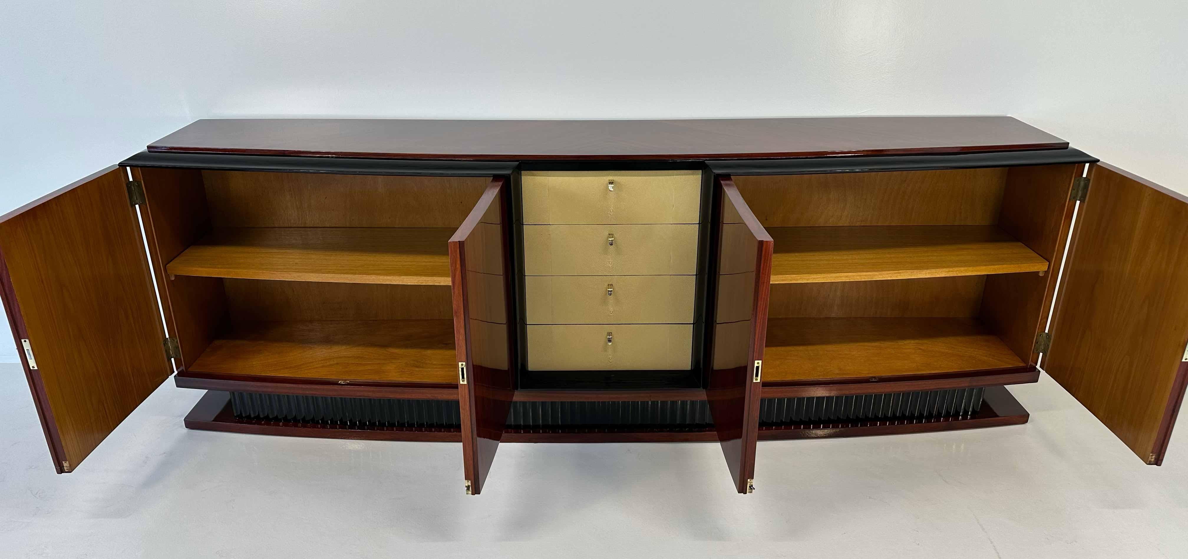 Italienisches Art déco-Sideboard aus Chagrin- und lila Herzholz im Art déco-Stil Attr. Borsani, 1940er Jahre im Angebot 6