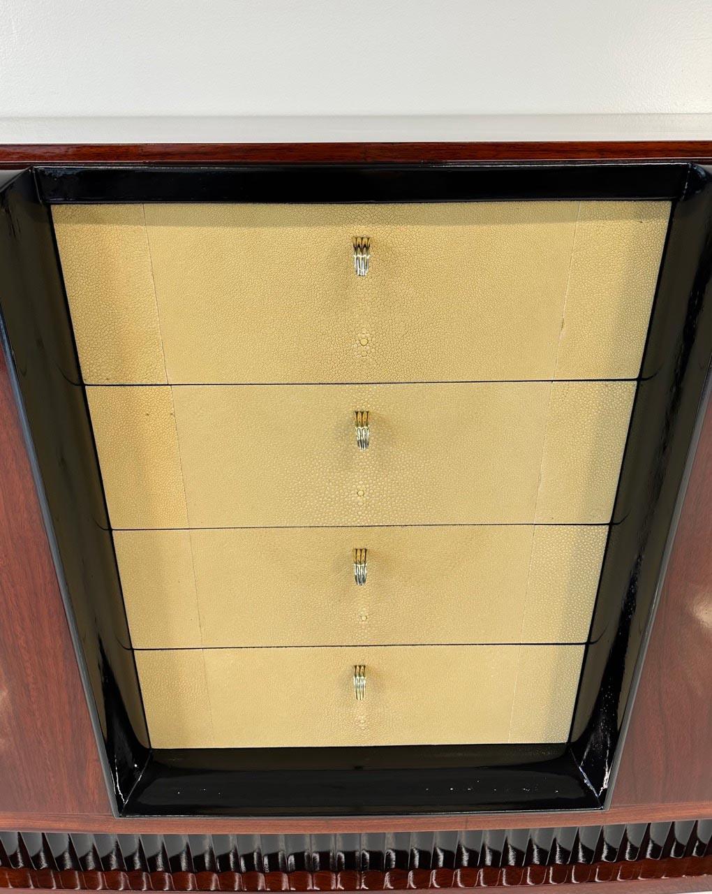 Italienisches Art déco-Sideboard aus Chagrin- und lila Herzholz im Art déco-Stil Attr. Borsani, 1940er Jahre im Angebot 5