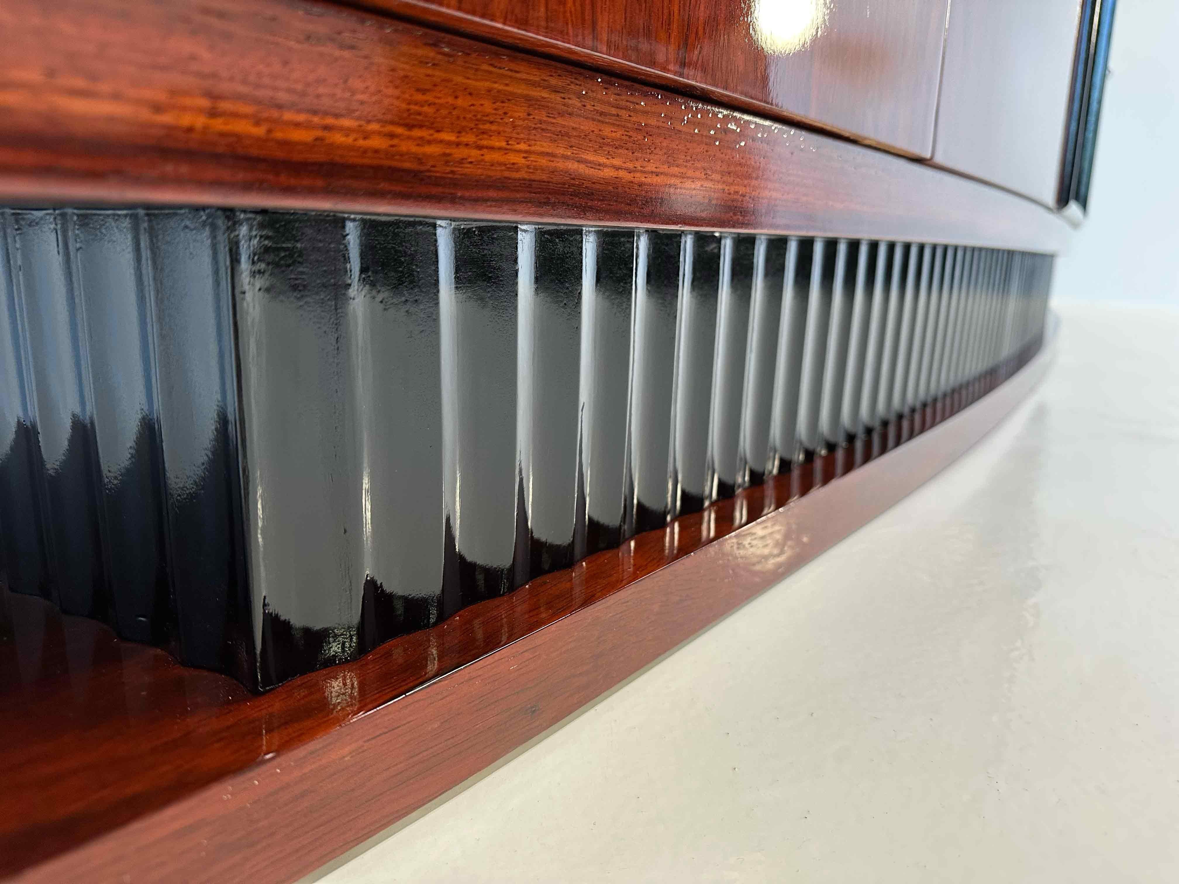 Italienisches Art déco-Sideboard aus Chagrin- und lila Herzholz im Art déco-Stil Attr. Borsani, 1940er Jahre im Angebot 2