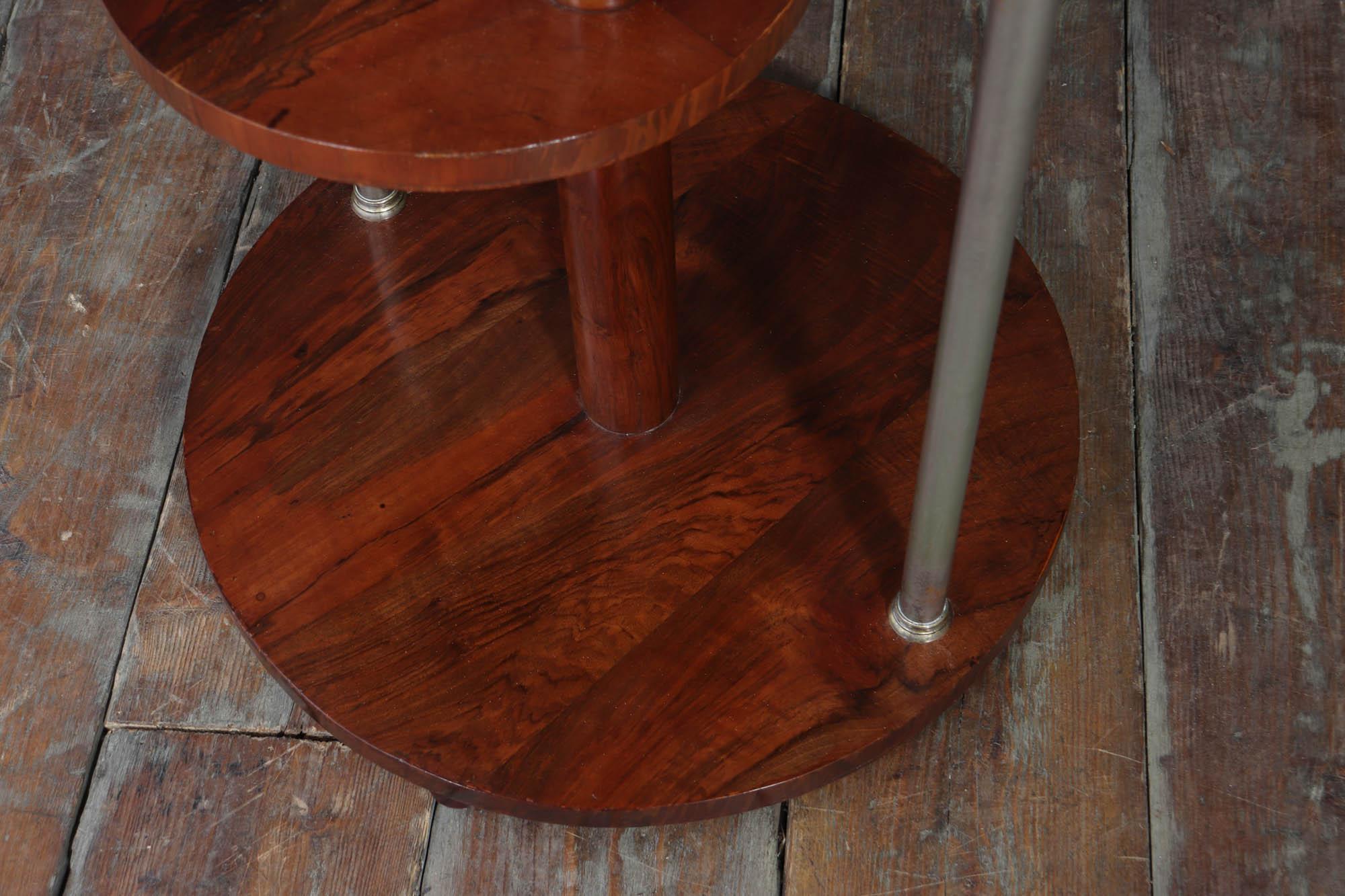 Italienischer Art Deco Beistelltisch im Angebot 9