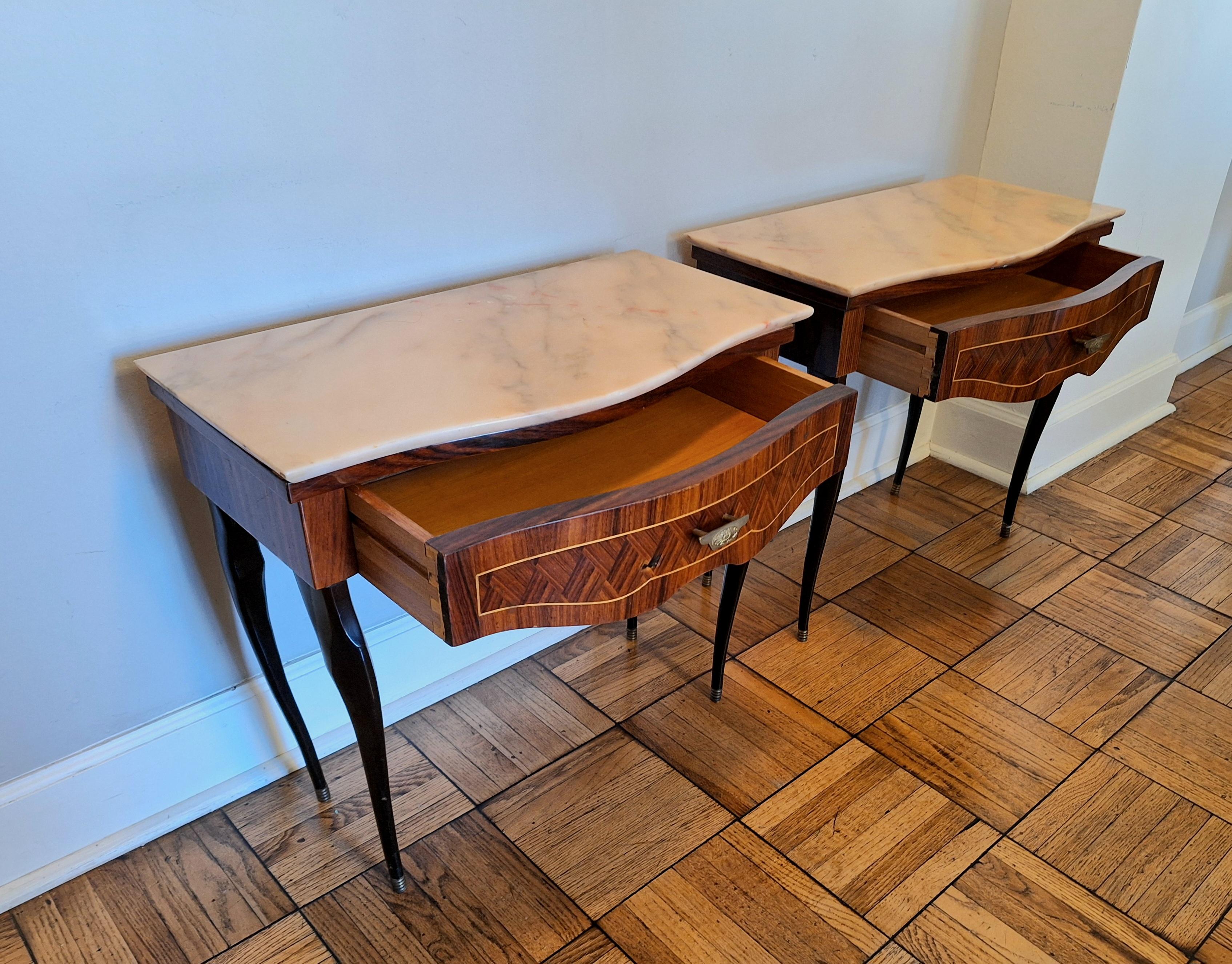 Mesa auxiliar Art Déco italiana - Mesillas de noche Art Decó en venta