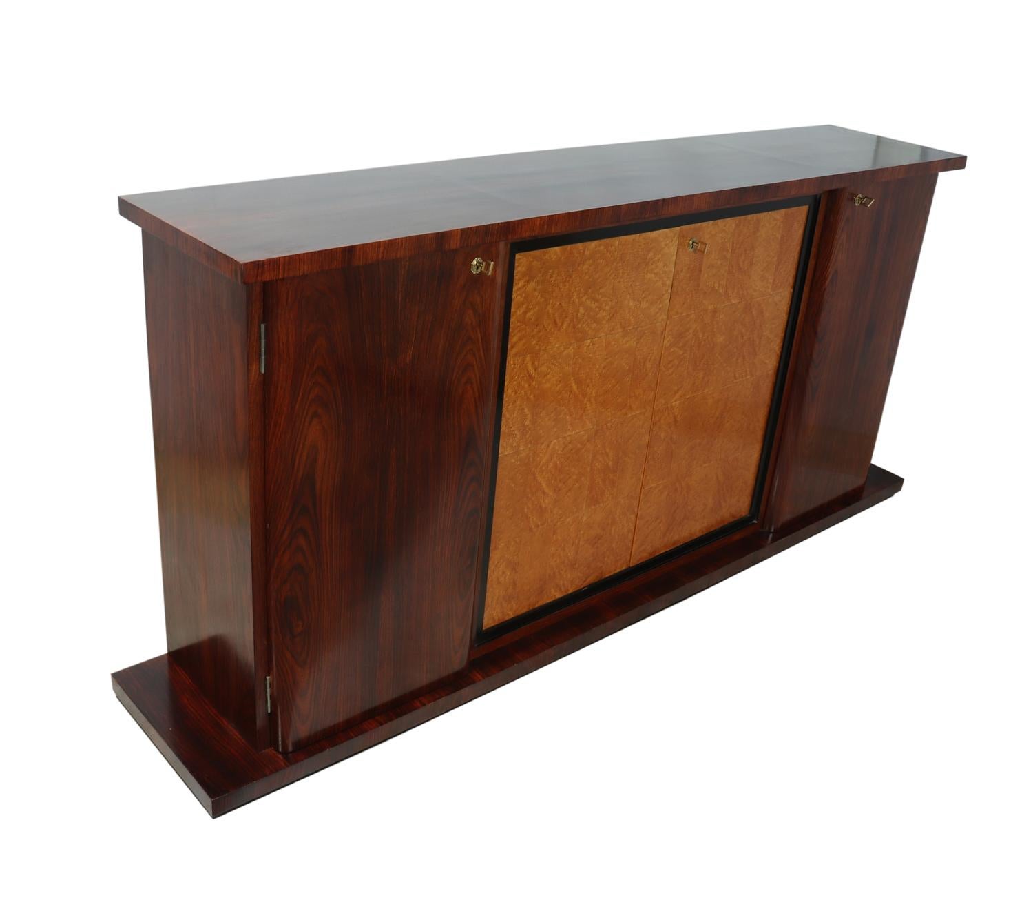 Italian Art Deco Sideboard in Rosewood and Bird's-Eye Maple For Sale 2