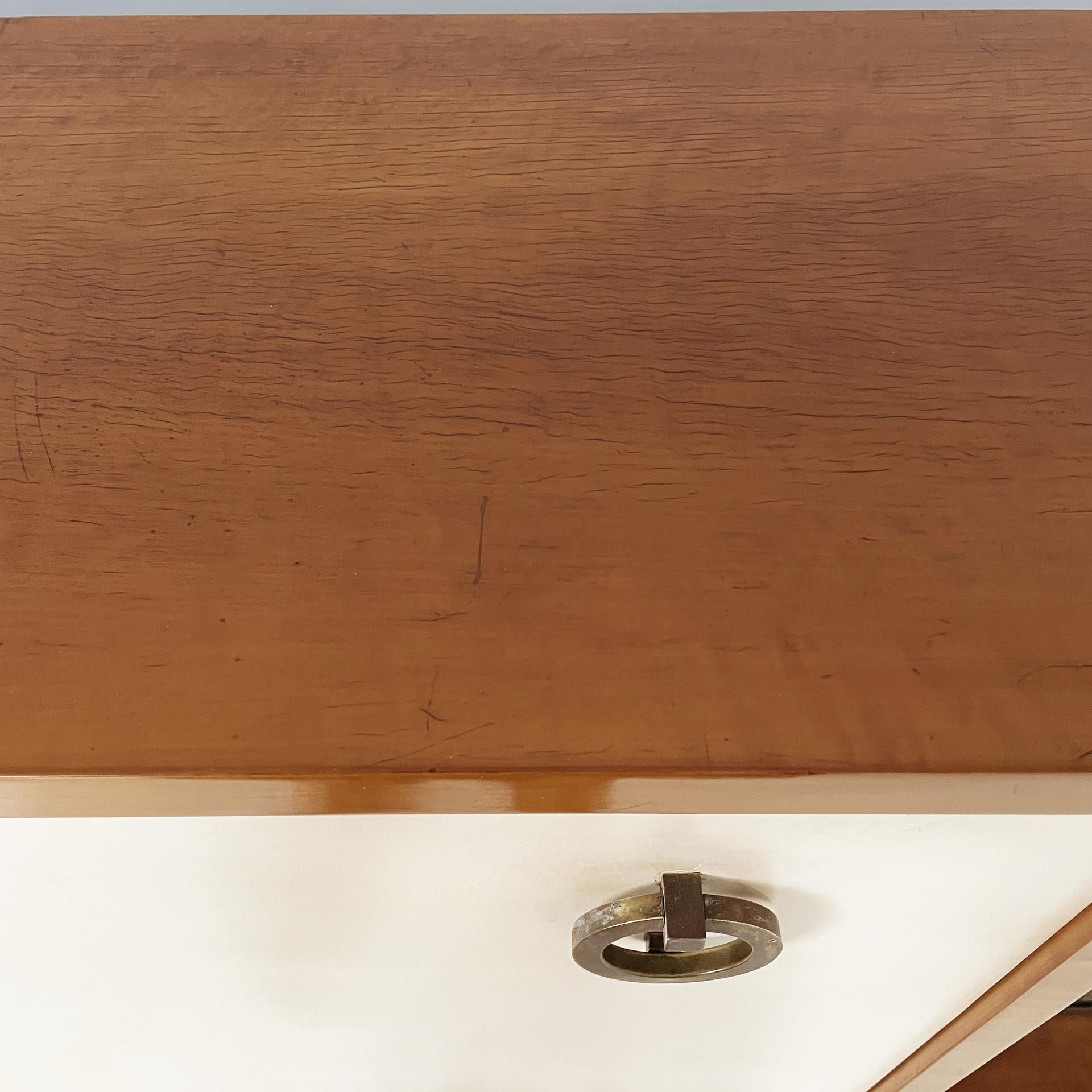 Italian Art Deco sideboard in wood, brass and glass, 1940s For Sale 6