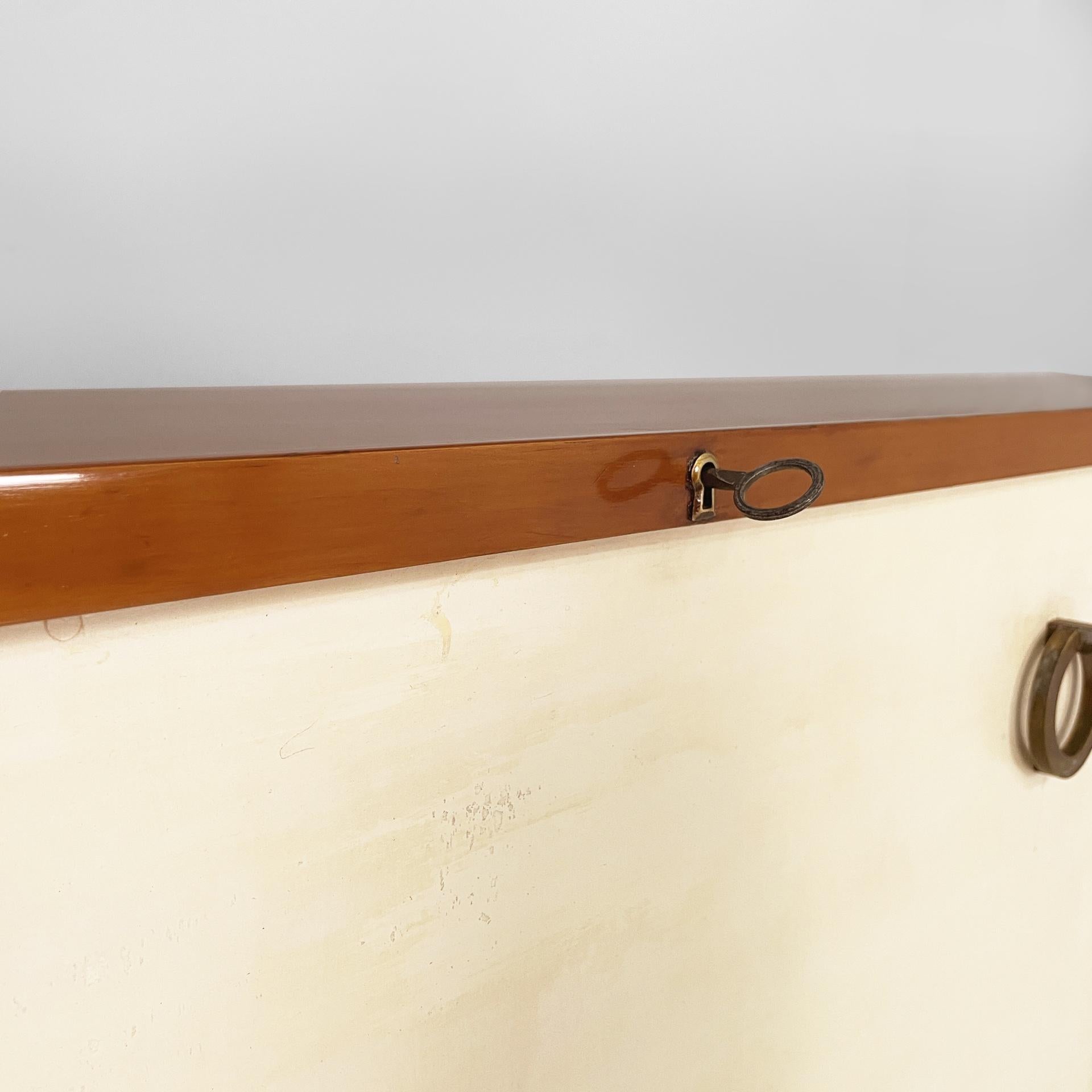 Italian Art Deco sideboard in wood, brass and glass, 1940s For Sale 7