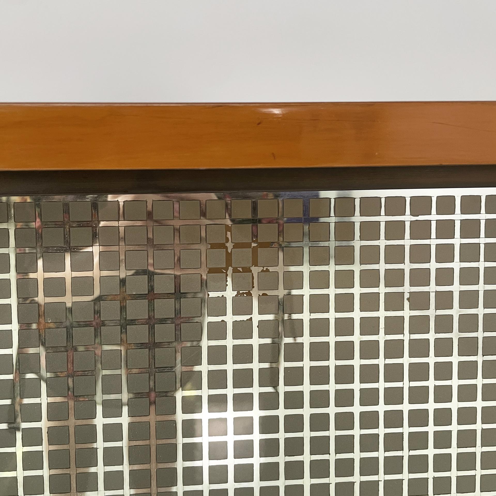 Italian Art Deco sideboard in wood, brass and glass, 1940s For Sale 3