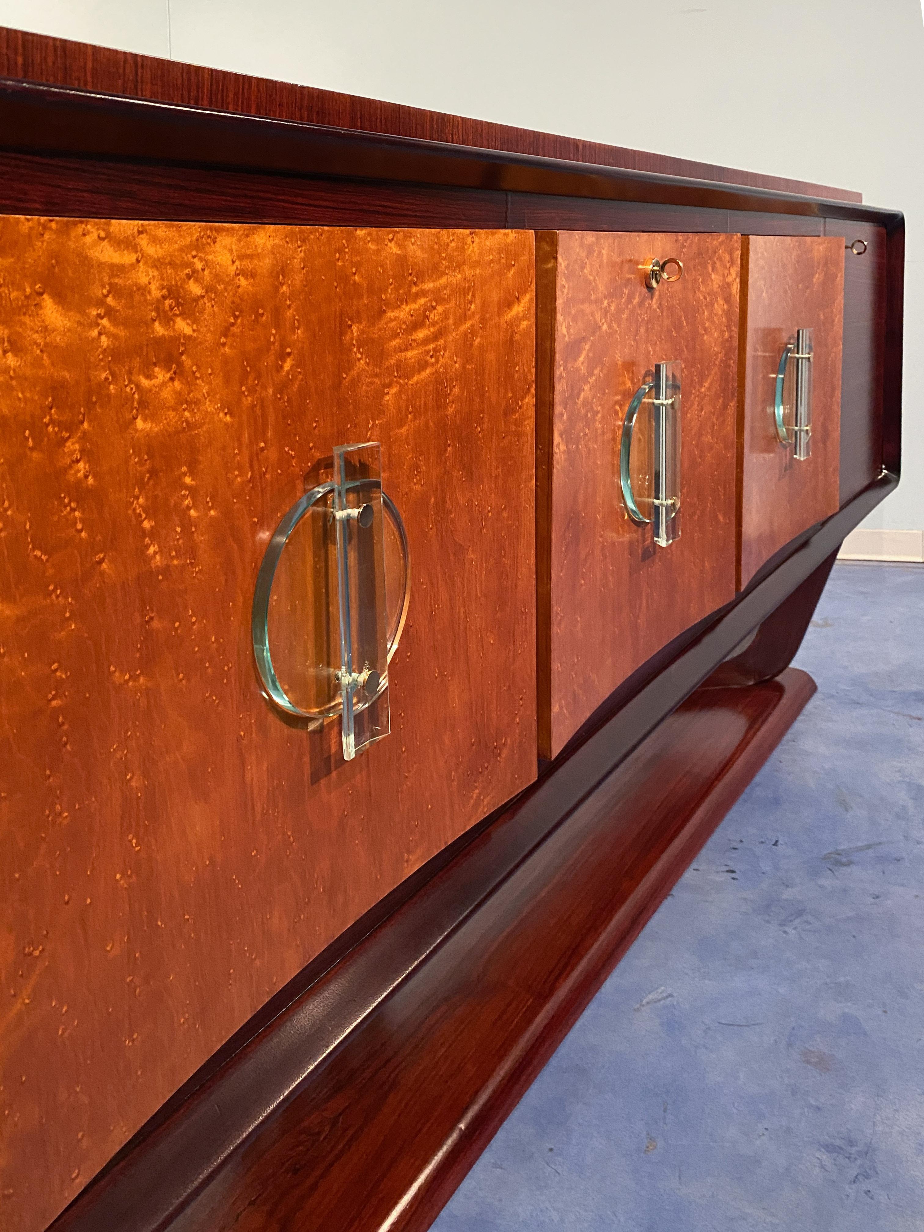Italian Art Deco Sideboard with Bar Cabinet Attributed to Osvaldo Borsani, 1940s For Sale 8