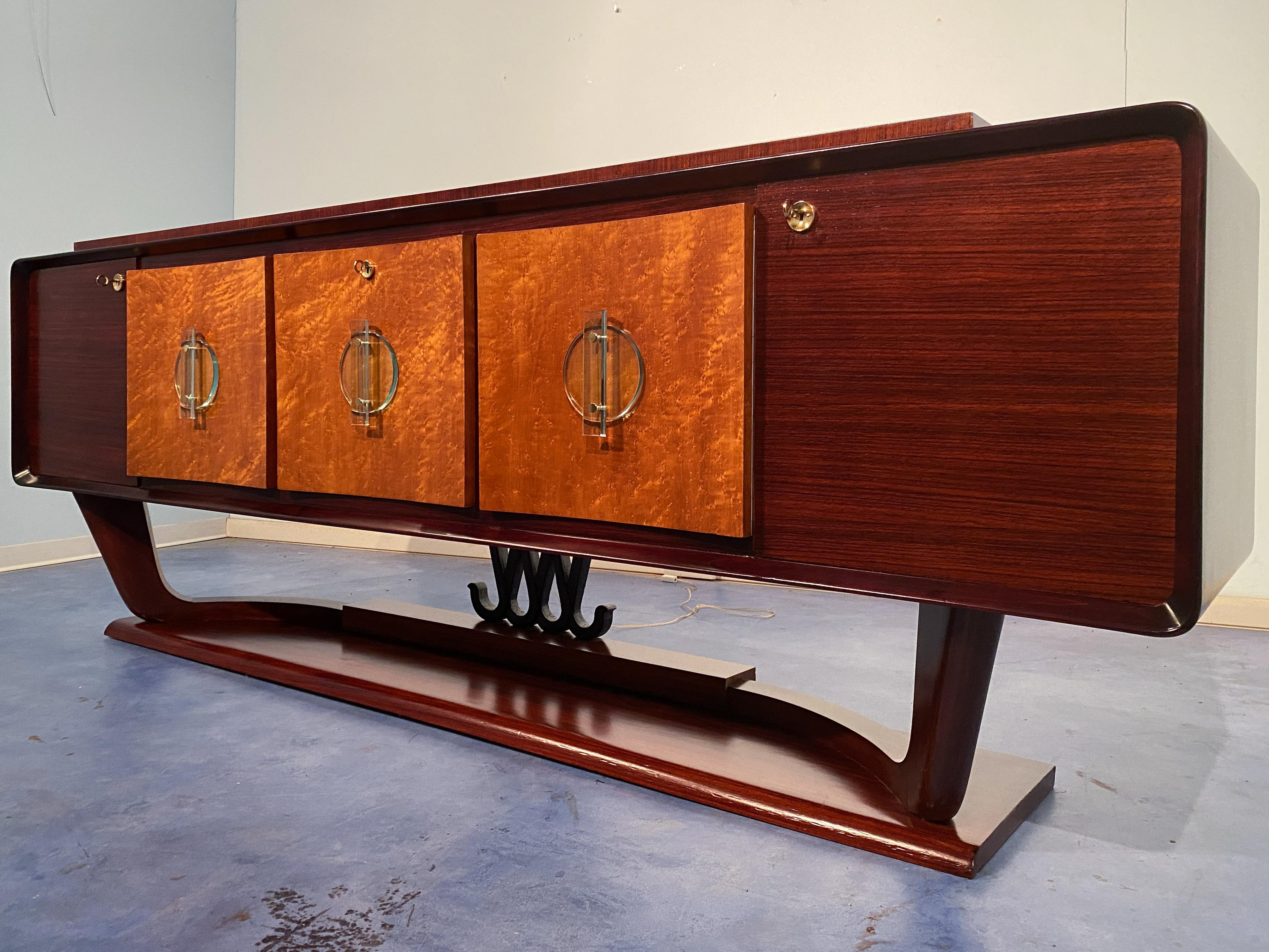 Italian Art Deco Sideboard with Bar Cabinet Attributed to Osvaldo Borsani, 1940s For Sale 1
