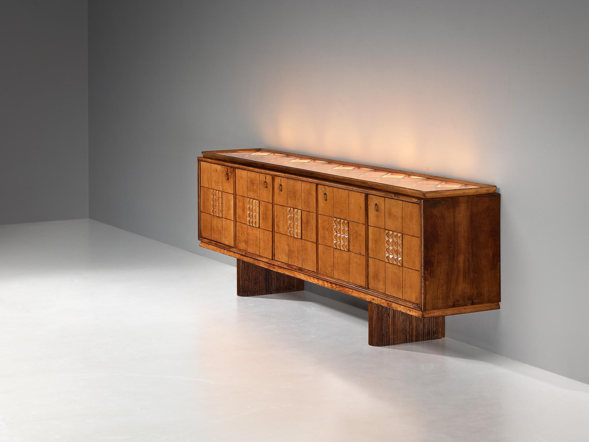 Italian Art Deco Sideboard with Grissinato Base and Graphical Front  For Sale 2