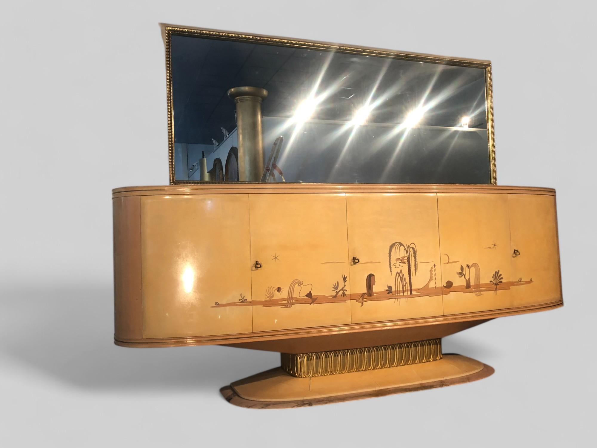 Credenza italiana Art Deco con specchio, Italia, 1940 In condizioni buone in vendita a Traversetolo, IT