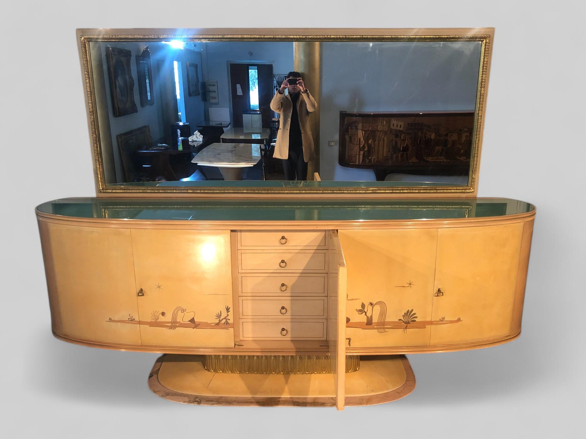 Vetro Credenza italiana Art Deco con specchio, Italia, 1940 in vendita