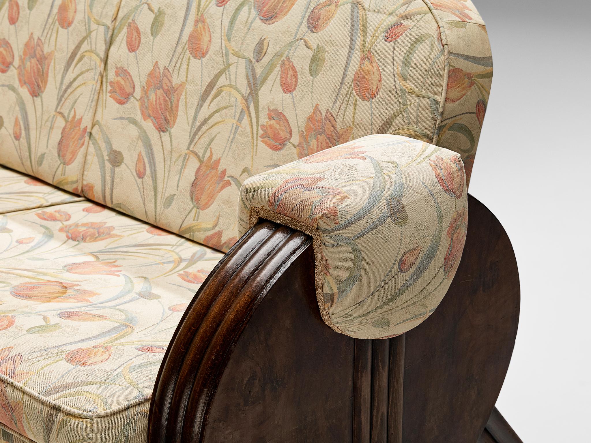 Italienisches Art déco-Sofa im Art déco-Stil mit Blumenpolsterung und Holz im Zustand „Gut“ im Angebot in Waalwijk, NL