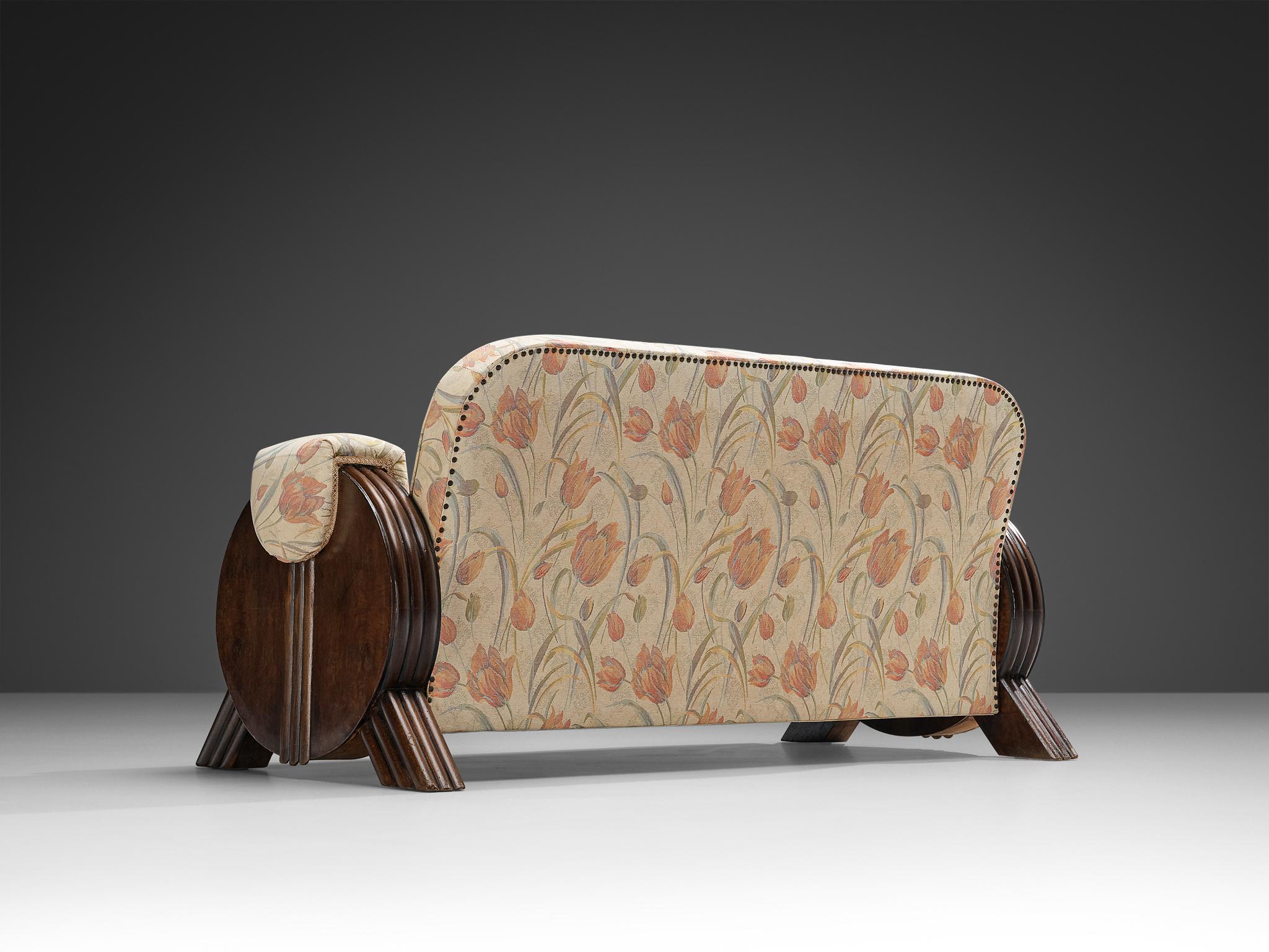 Italienisches Art déco-Sofa im Art déco-Stil mit Blumenpolsterung und Holz im Angebot 1