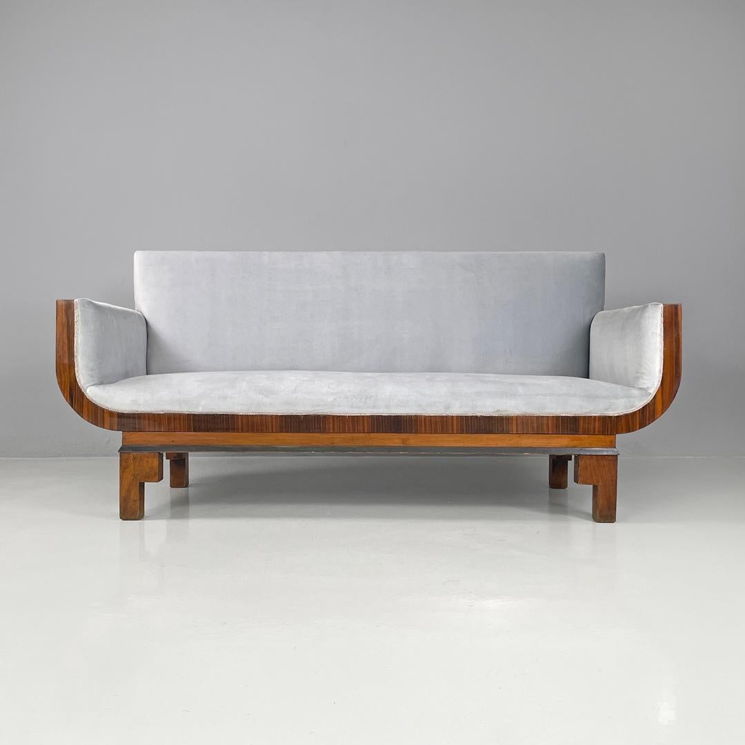 Italian Art Deco sofa in wood and light blue pastel velvet, 1930s In Good Condition In MIlano, IT