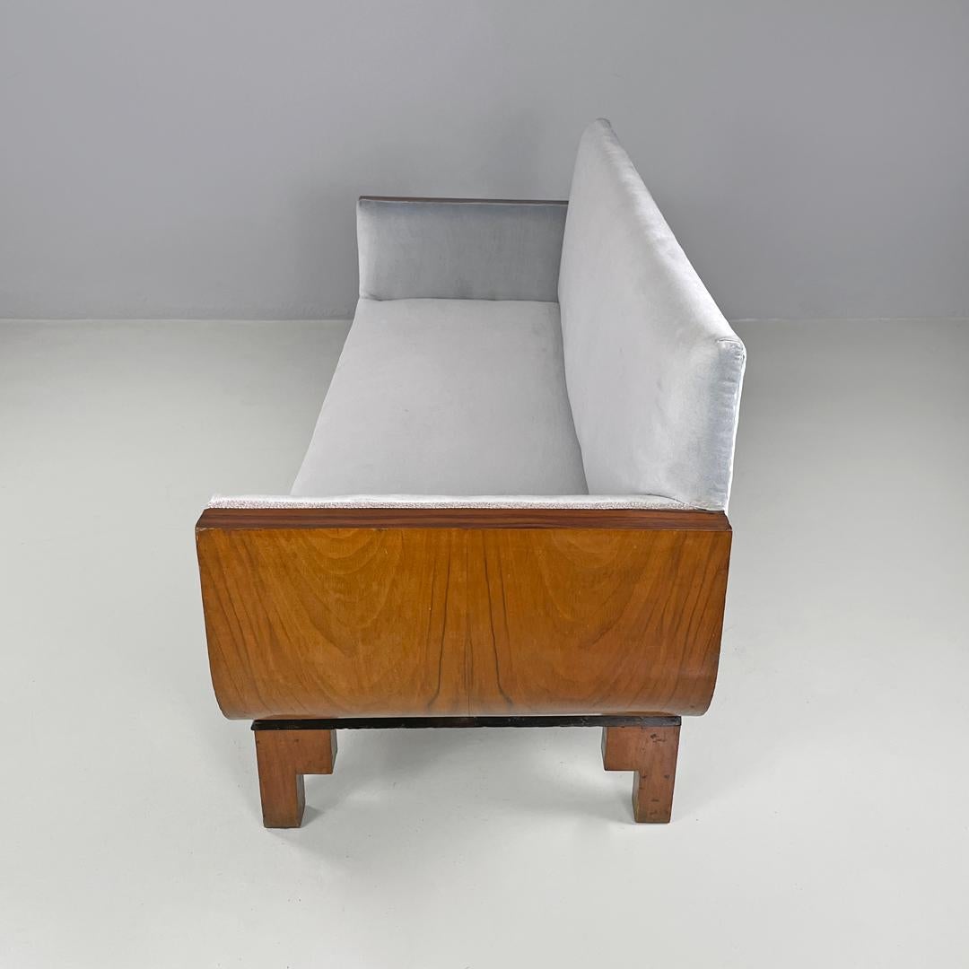 Fabric Italian Art Deco sofa in wood and light blue pastel velvet, 1930s