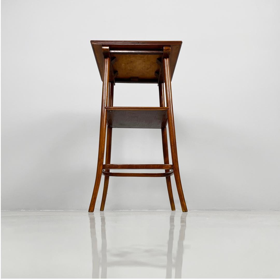 Socle carré en bois art déco italien, années 1920 Bon état - En vente à MIlano, IT
