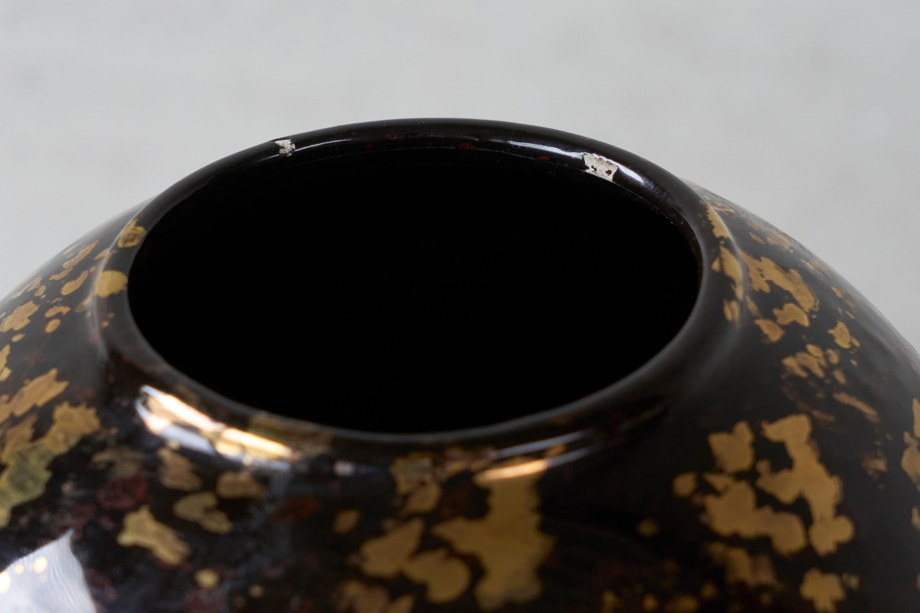 Vase Art Déco italien en Studio Pottery avec paillettes d'or 1940s en vente 1