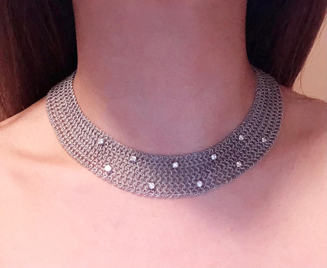 Estate Art Deco Style 18 Karat White Gold and Diamond Mesh Necklace In Good Condition In Stamford, CT