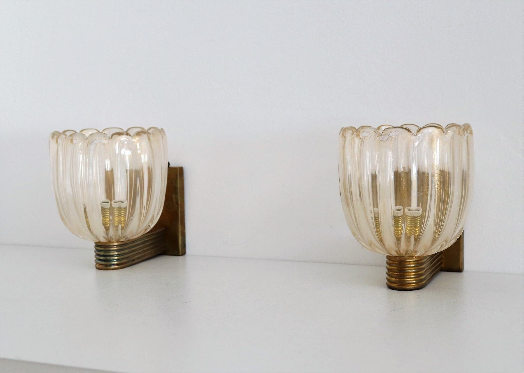 Italian Art Deco Style Brass and Murano Glass Wall Lights or Sconces, 1980s In Good Condition In Morazzone, Varese