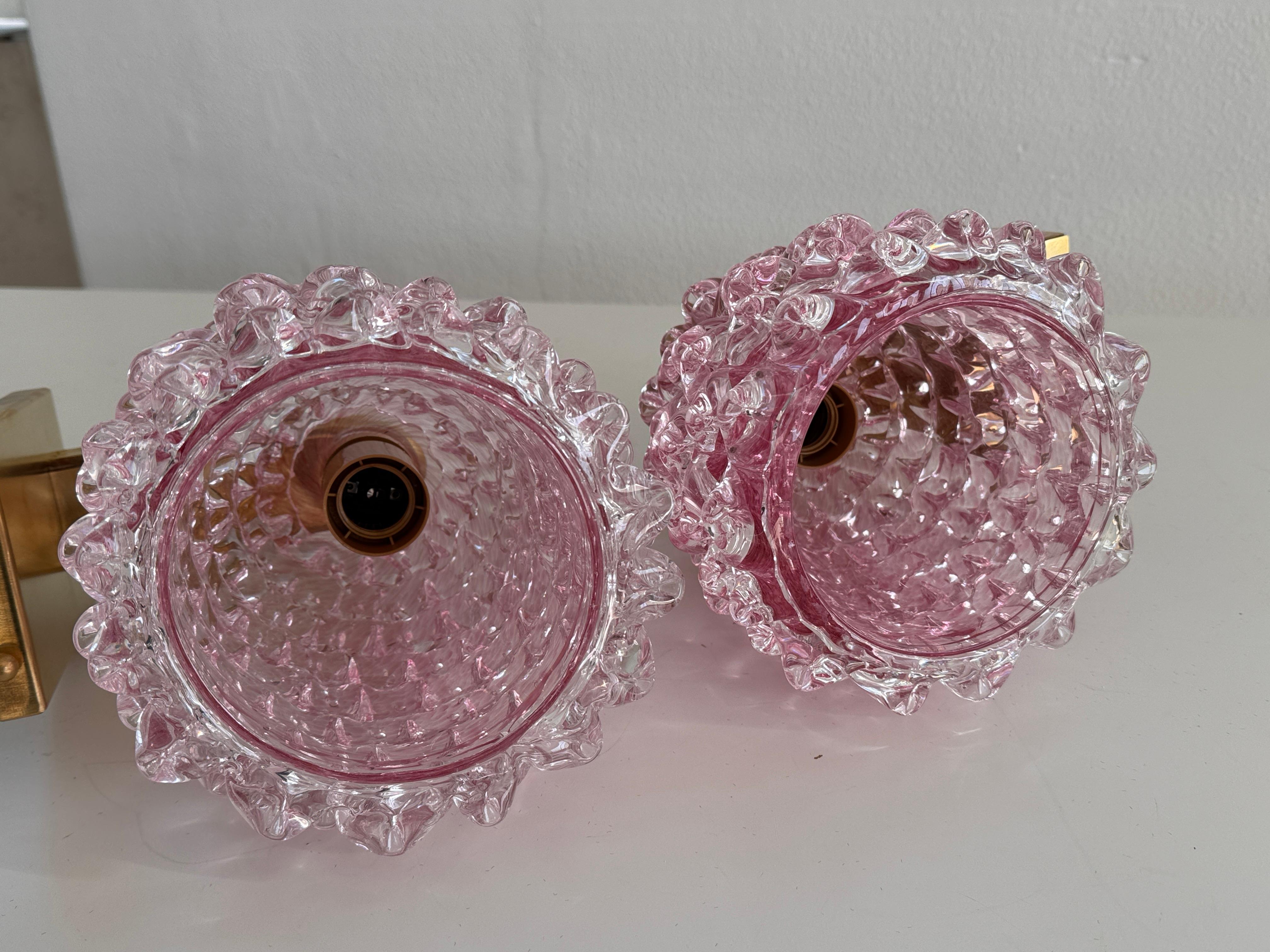 Apliques de pared de latón y cristal de Murano rostrato rosa, estilo Art Déco italiano, años 90 2