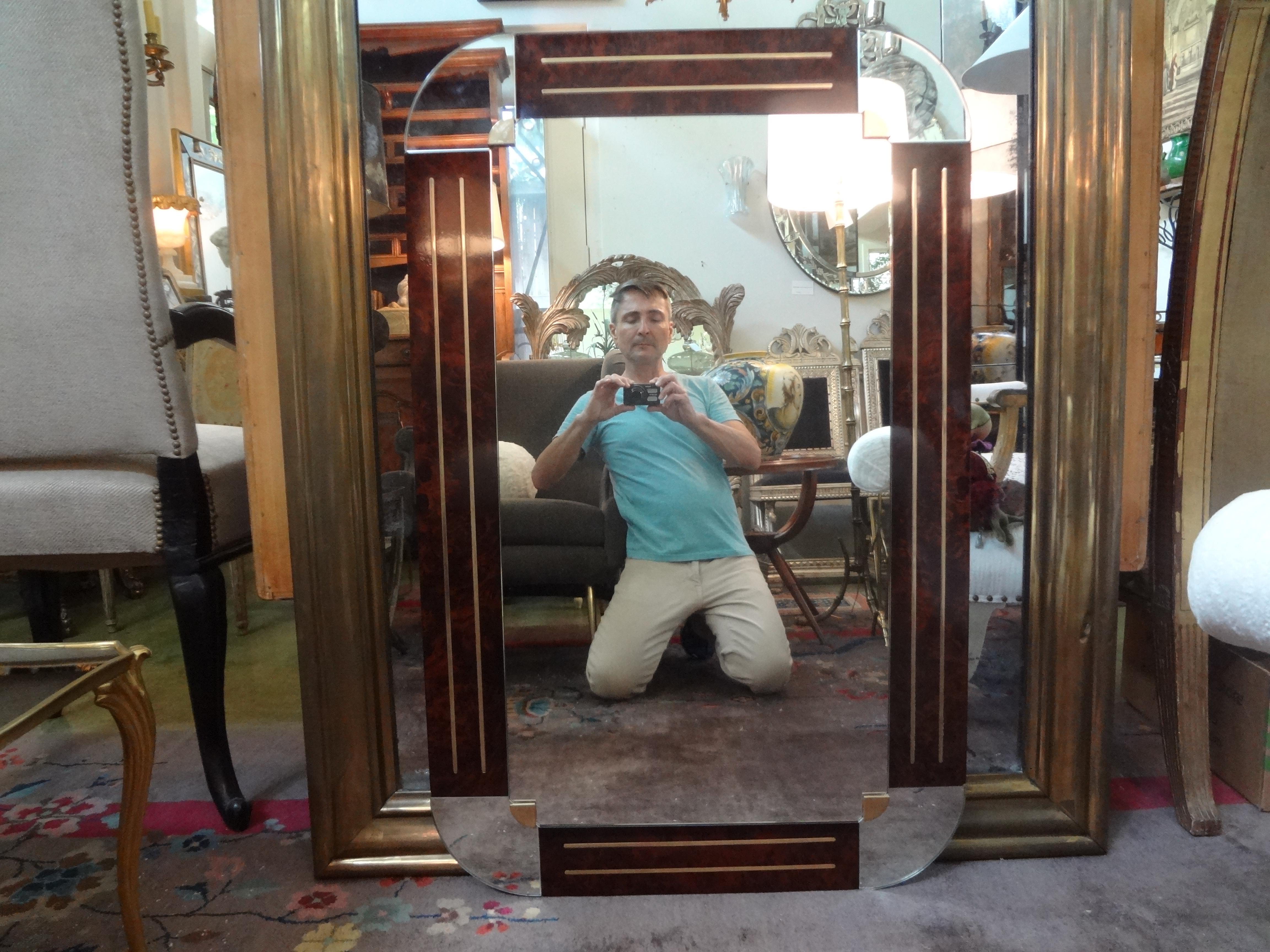 Art déco Miroir italien en bois ronce et bronze d'après Gio Ponti en vente