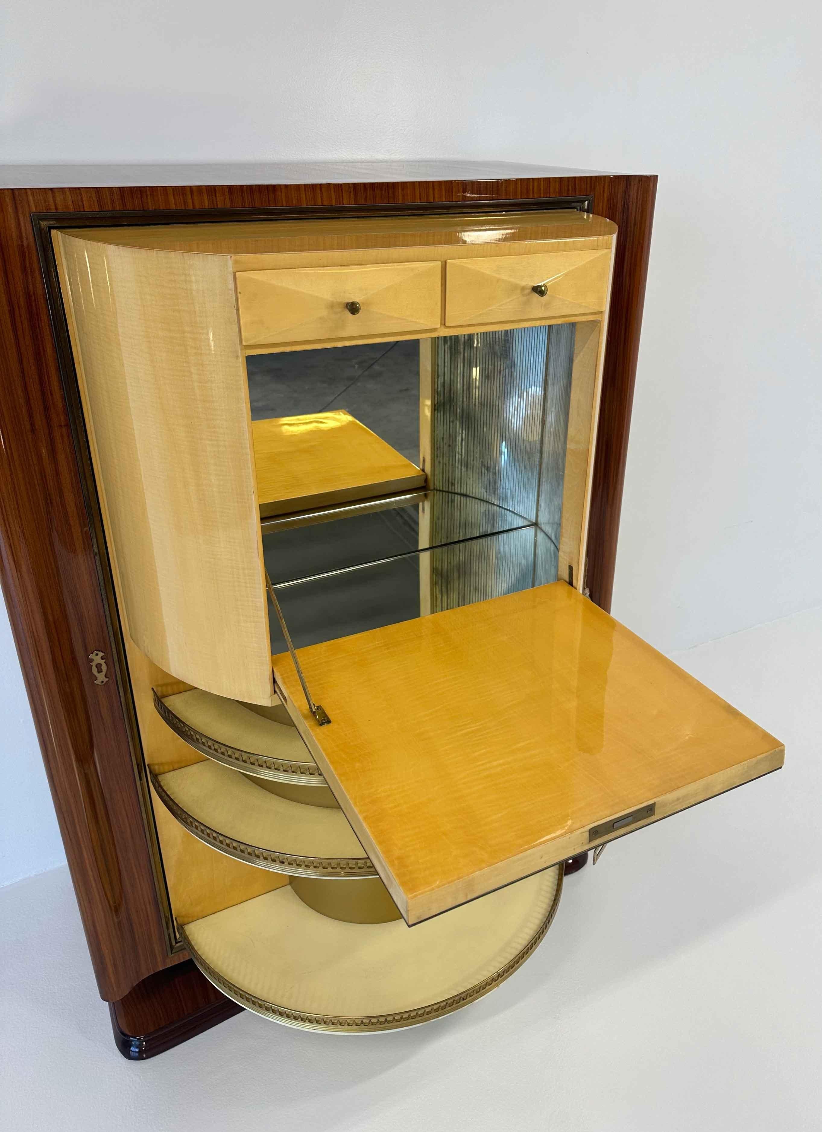 Italian Art Deco Style Dry Bar Cabinet By Vittorio Dassi, 1950s 10