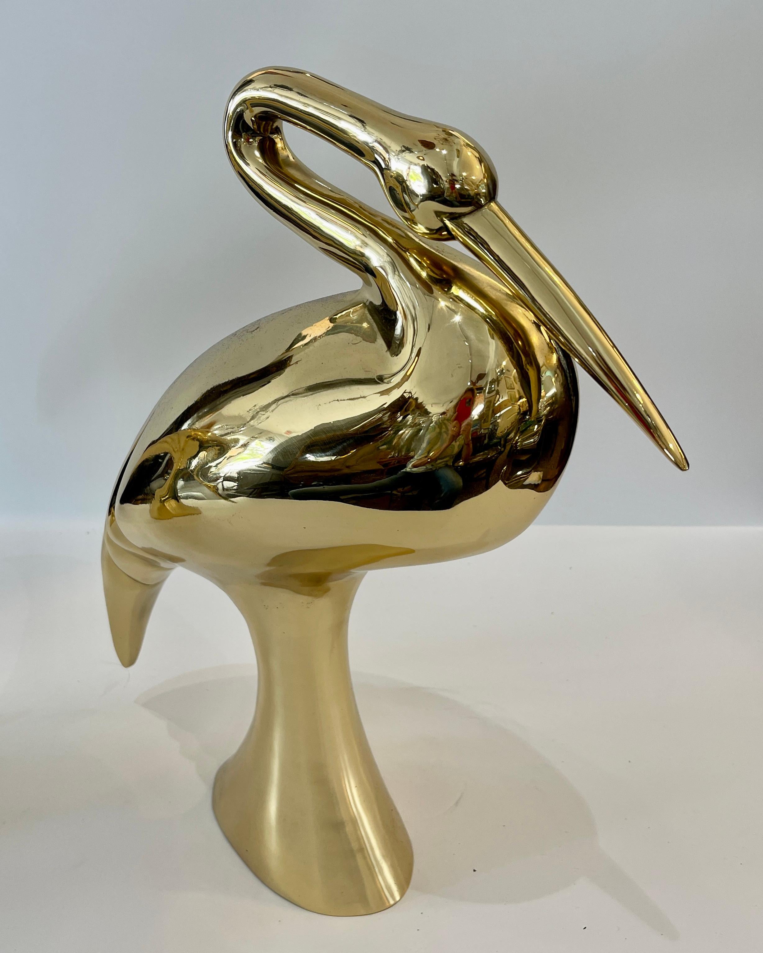 Metà XX secolo Stile Art Deco Italiano Grande  Sculture di gru in ottone, anni '60 in vendita
