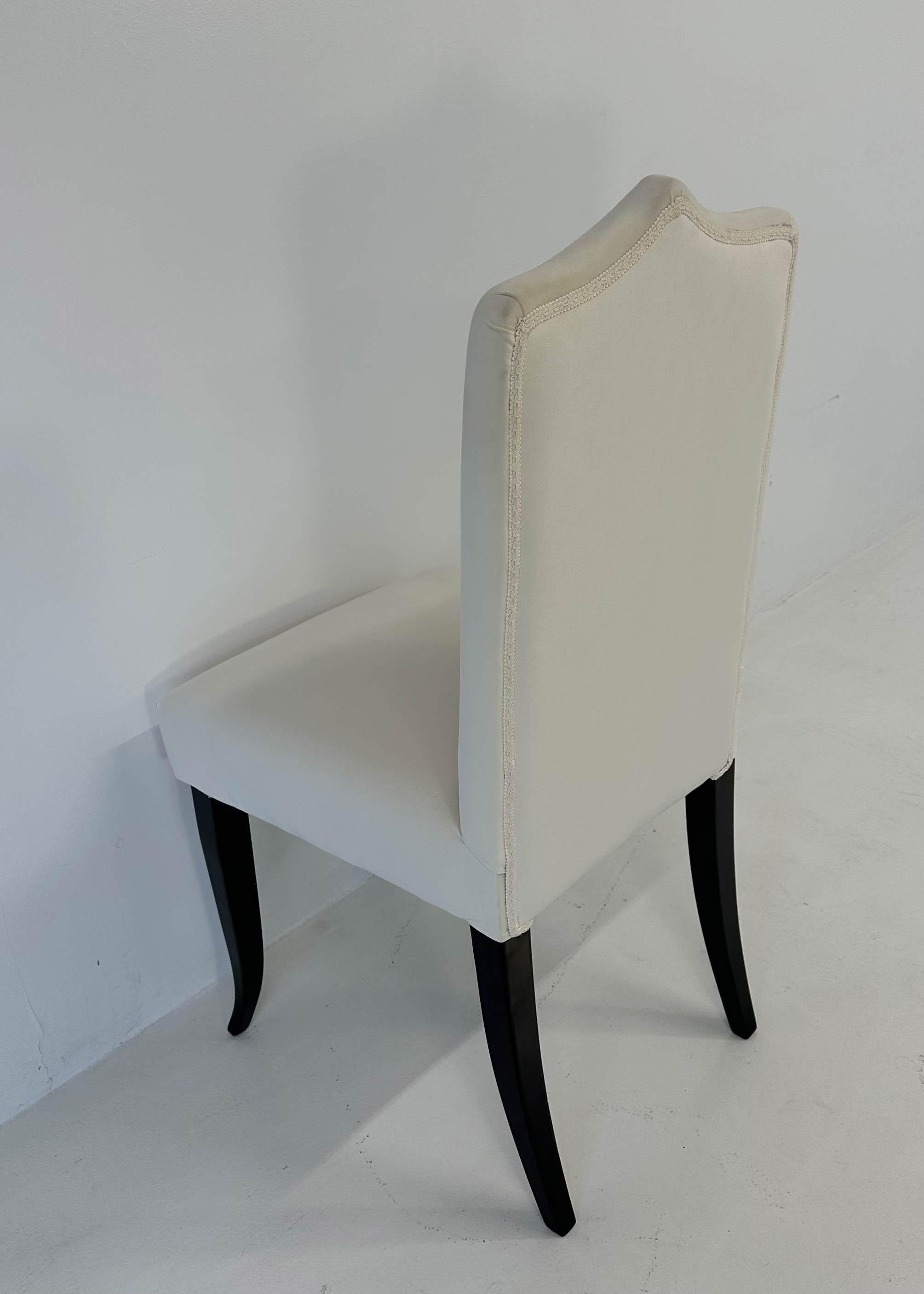 Ensemble de 6 chaises en velours crème et laqué noir de style Art Déco italien en vente 3