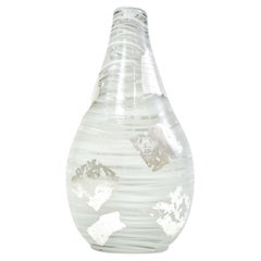 Vase sculpture italienne en verre de Murano transparent et blanc à feuilles d'argent de style Art déco