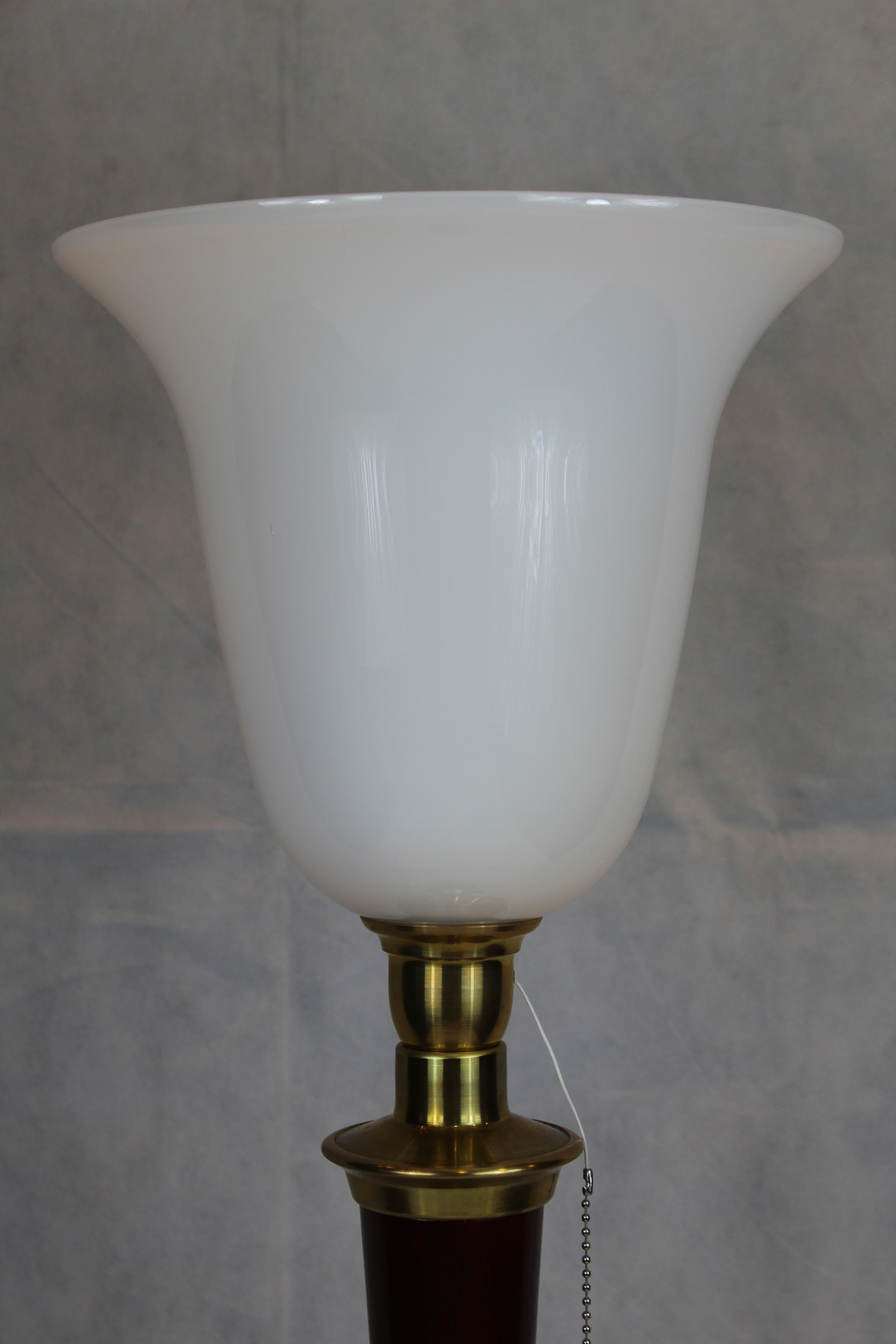 Opaline Glass Italian Art Deco Table Lamp For Sale