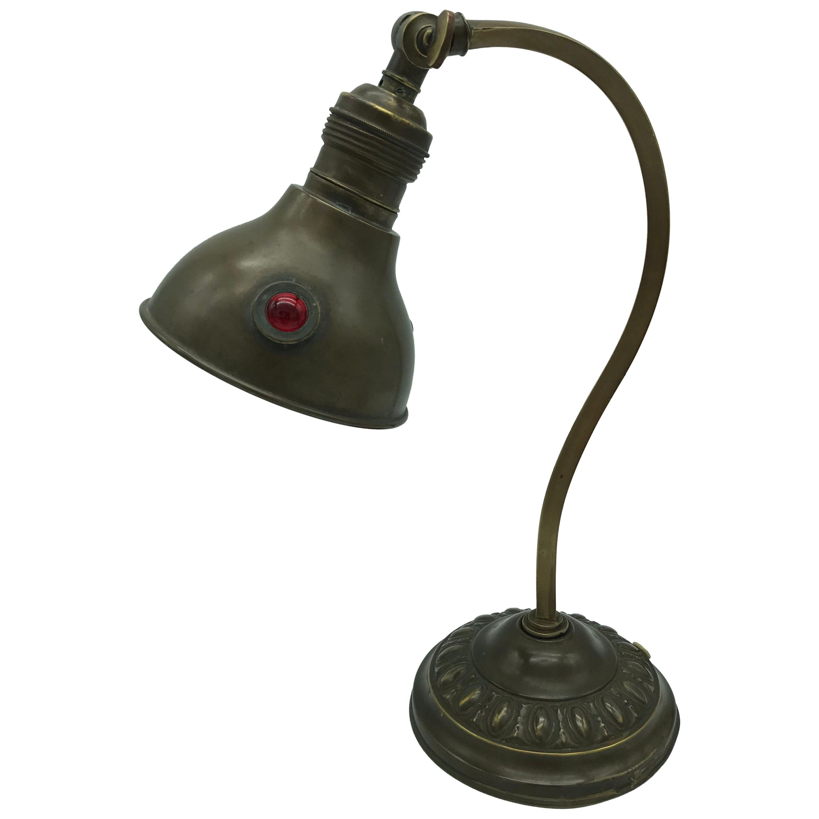 Italian Art Deco Table Lamp from the 1930s in Copper with in Laid Glass Beads For Sale