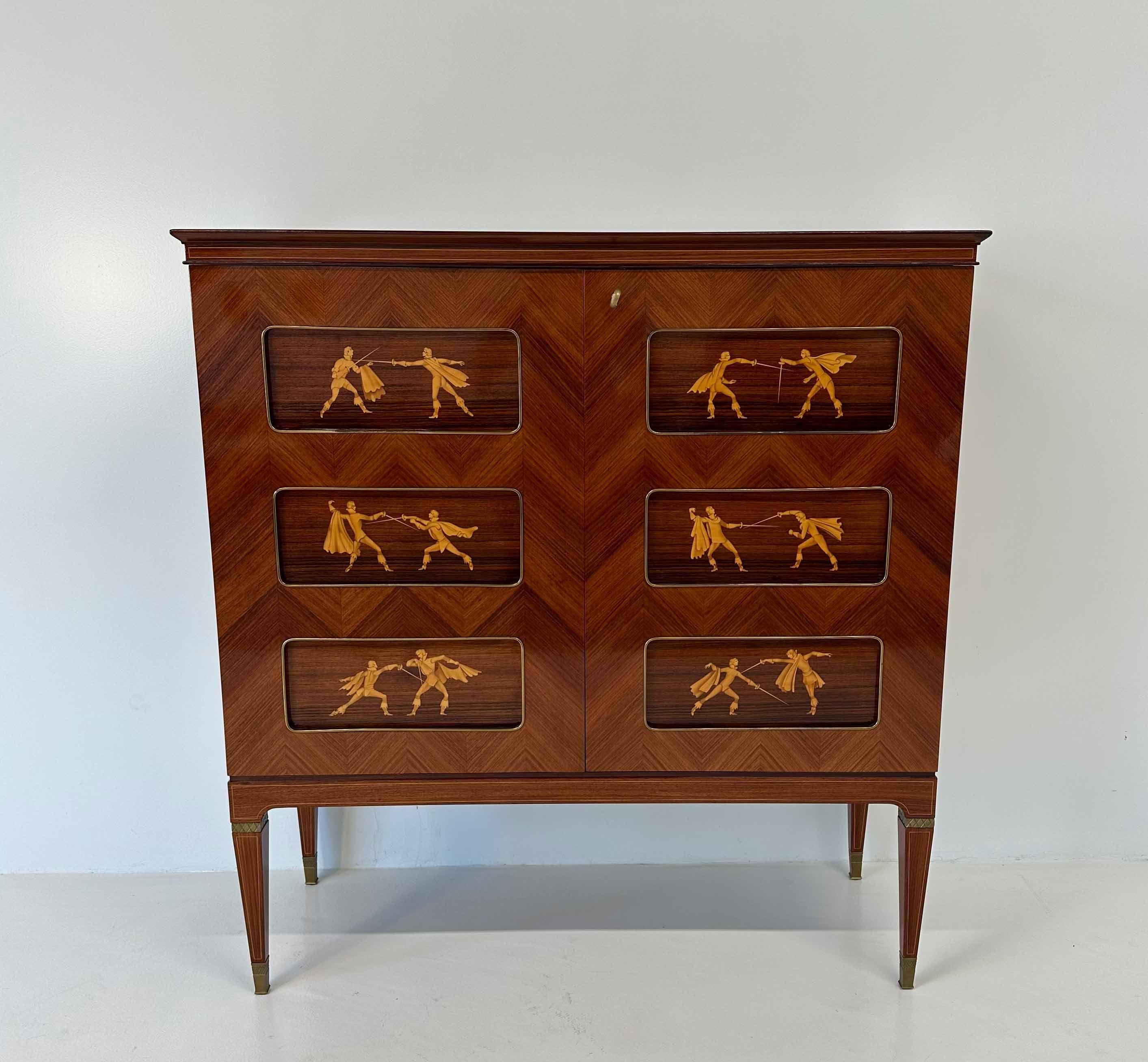Incrusté Meuble de bar italien Art déco en teck et incrustations par Paolo Buffa, années 1950 en vente