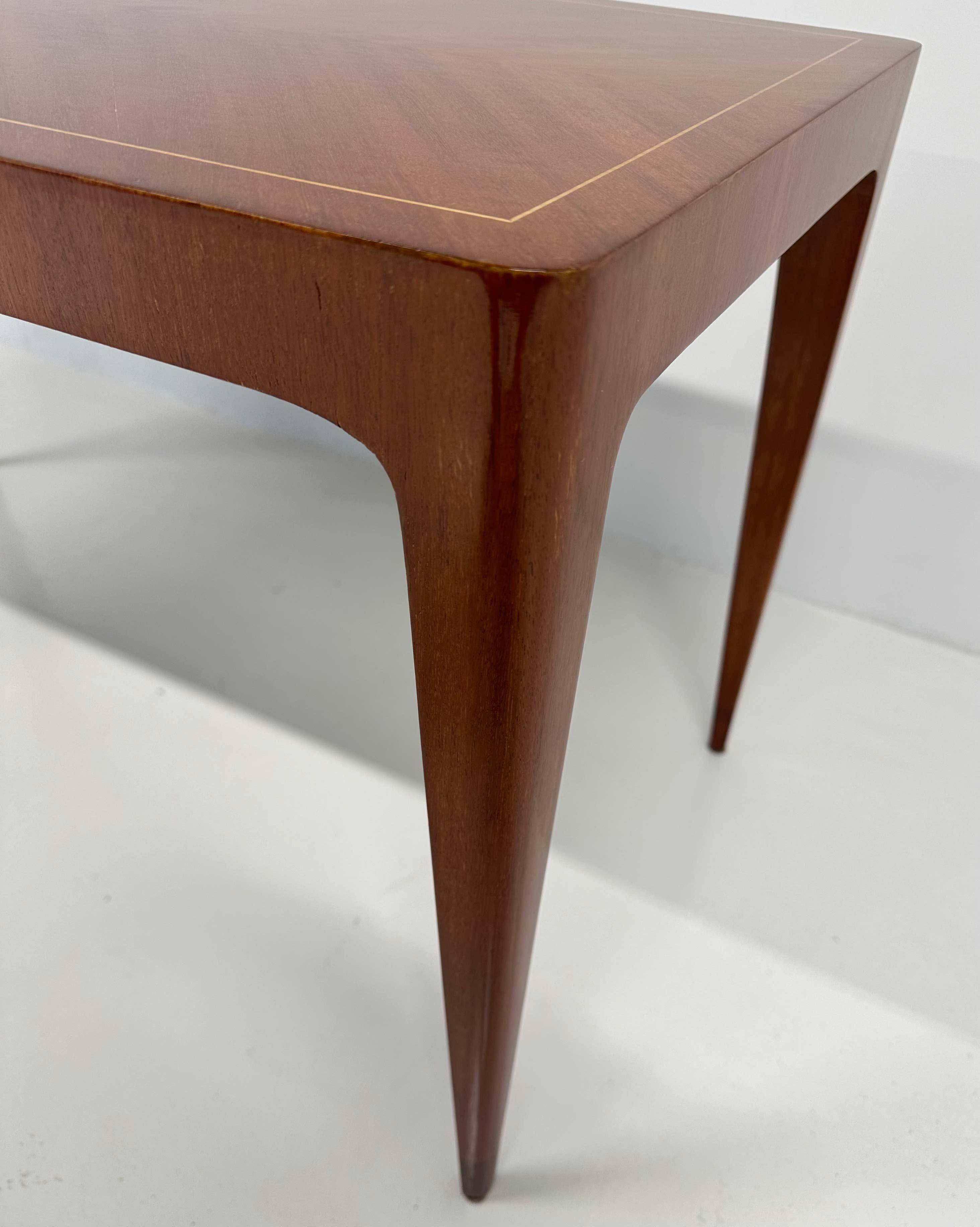 Tavolino Art Deco italiano in teak e acero di Paolo Buffa , anni '50 in vendita 1