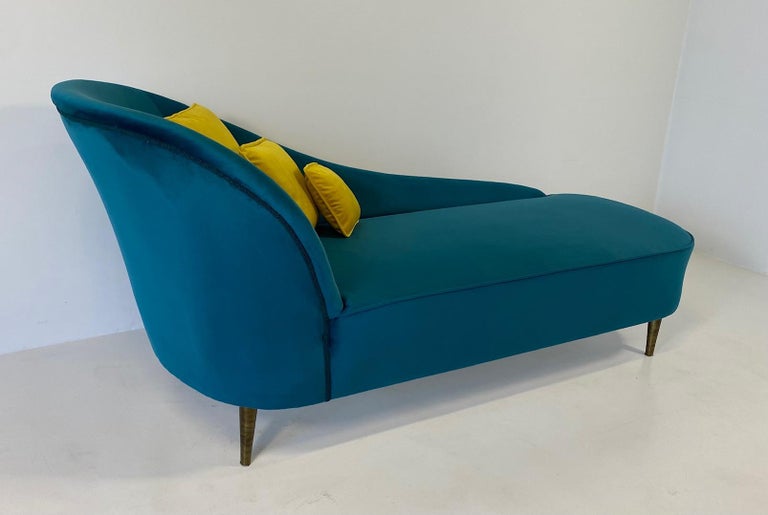 Italian Art Deco Teal Velvet ChaiseLongue, 1950s For Sale at 1stDibs