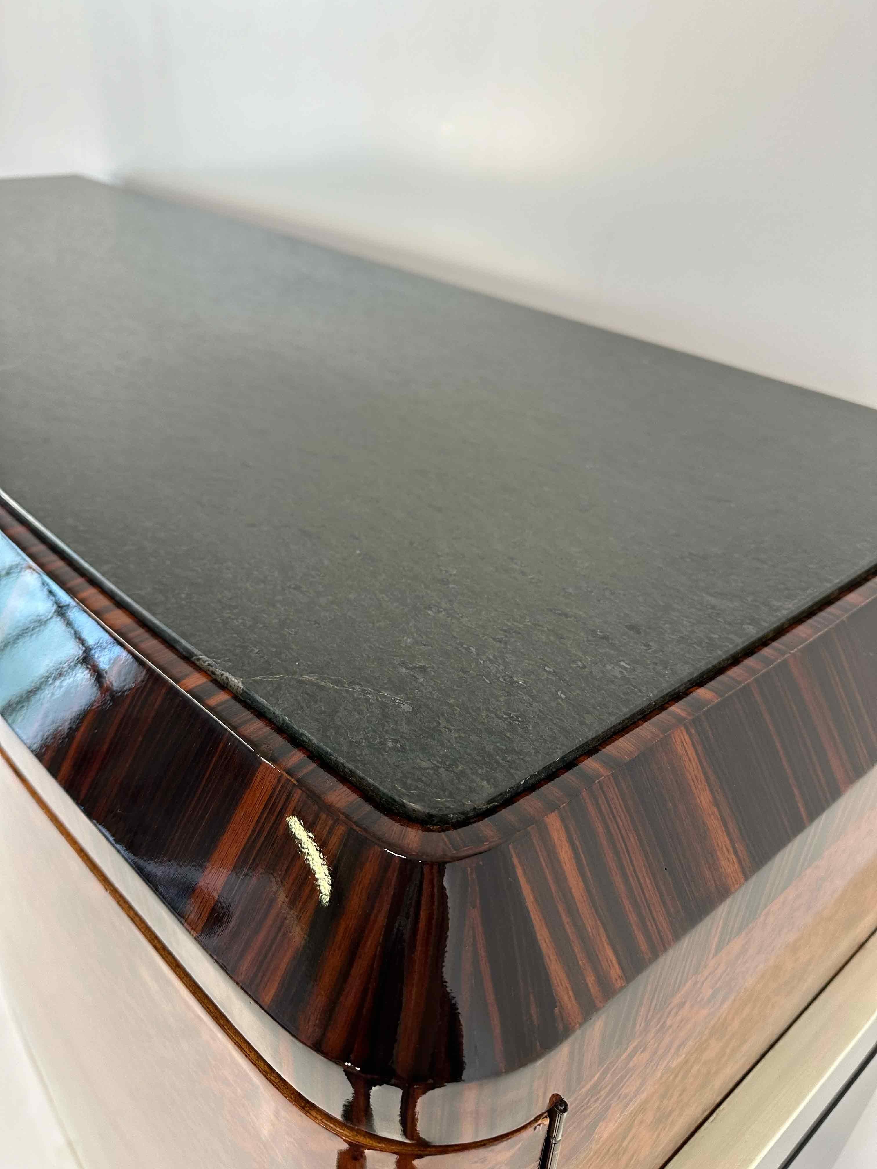 Enfilade Art Déco italien en thuja, Macassar, laque noire, marbre et métal, 1935 5