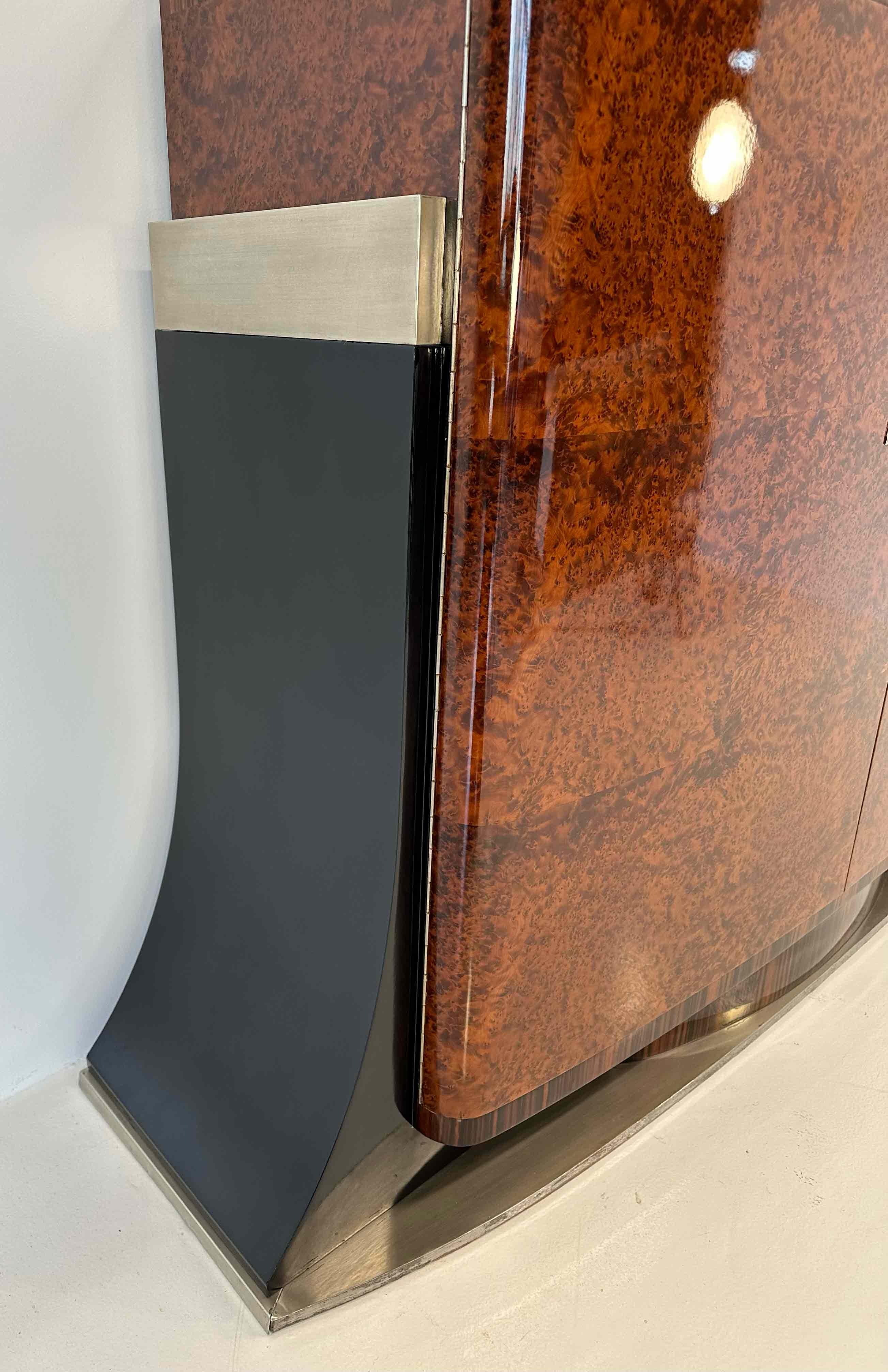 Métal Enfilade Art Déco italien en thuja, Macassar, laque noire, marbre et métal, 1935