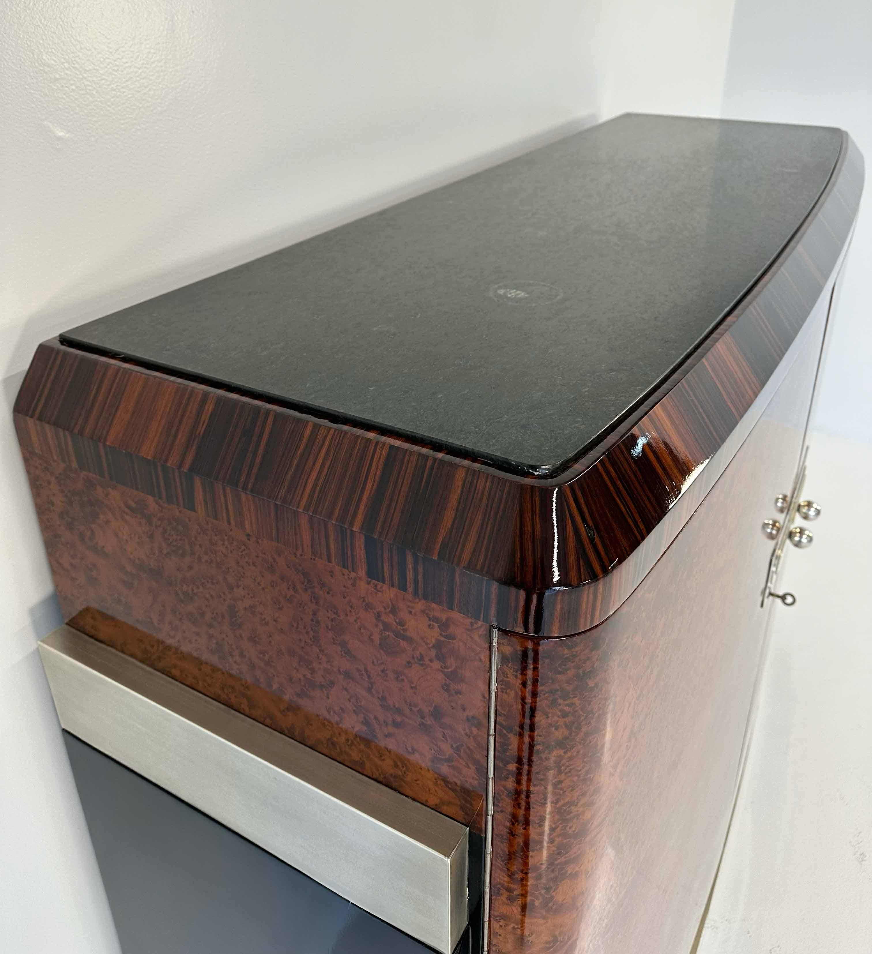 Enfilade Art Déco italien en thuja, Macassar, laque noire, marbre et métal, 1935 3