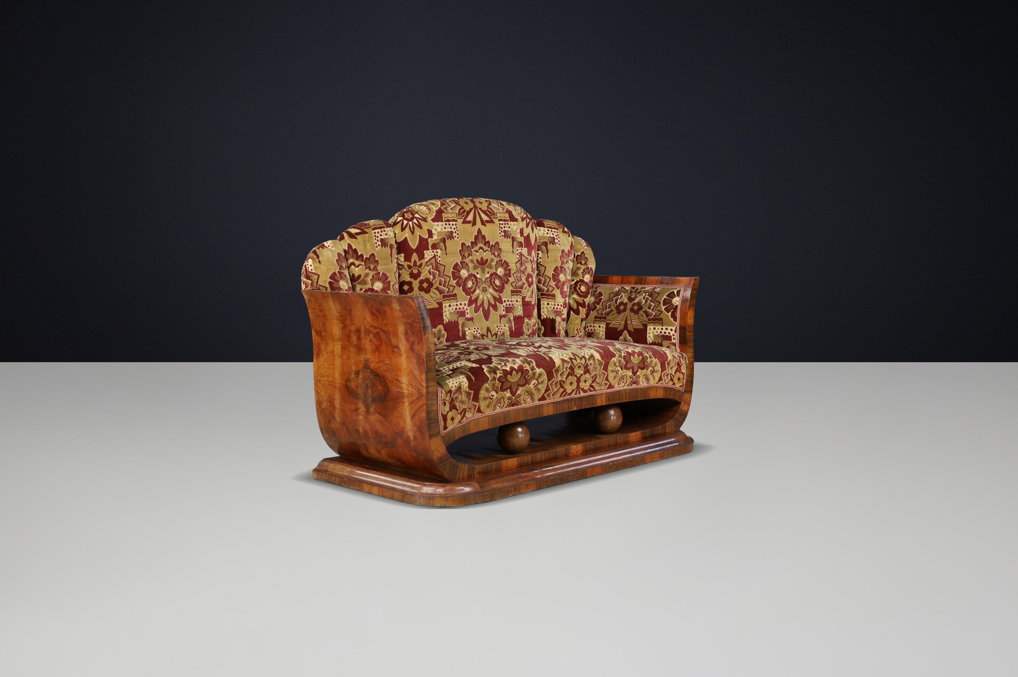 Italian Art Deco Two-Seat Sofa in Walnut Burl with Original Velvet, Naples, 1930 For Sale 1
